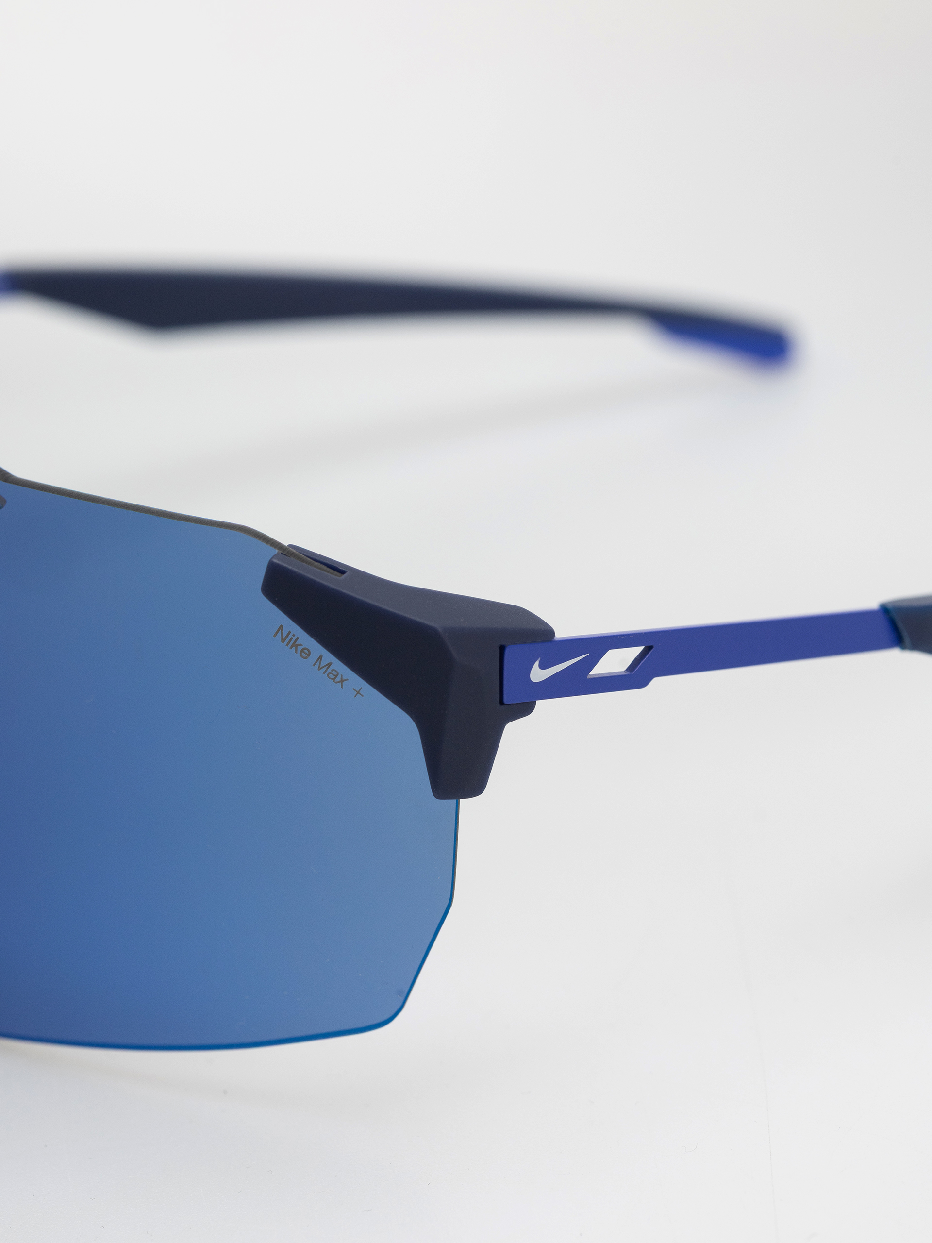 Сонцезахисні окуляри Nike Limitless Shield (blue void/blue mirror)