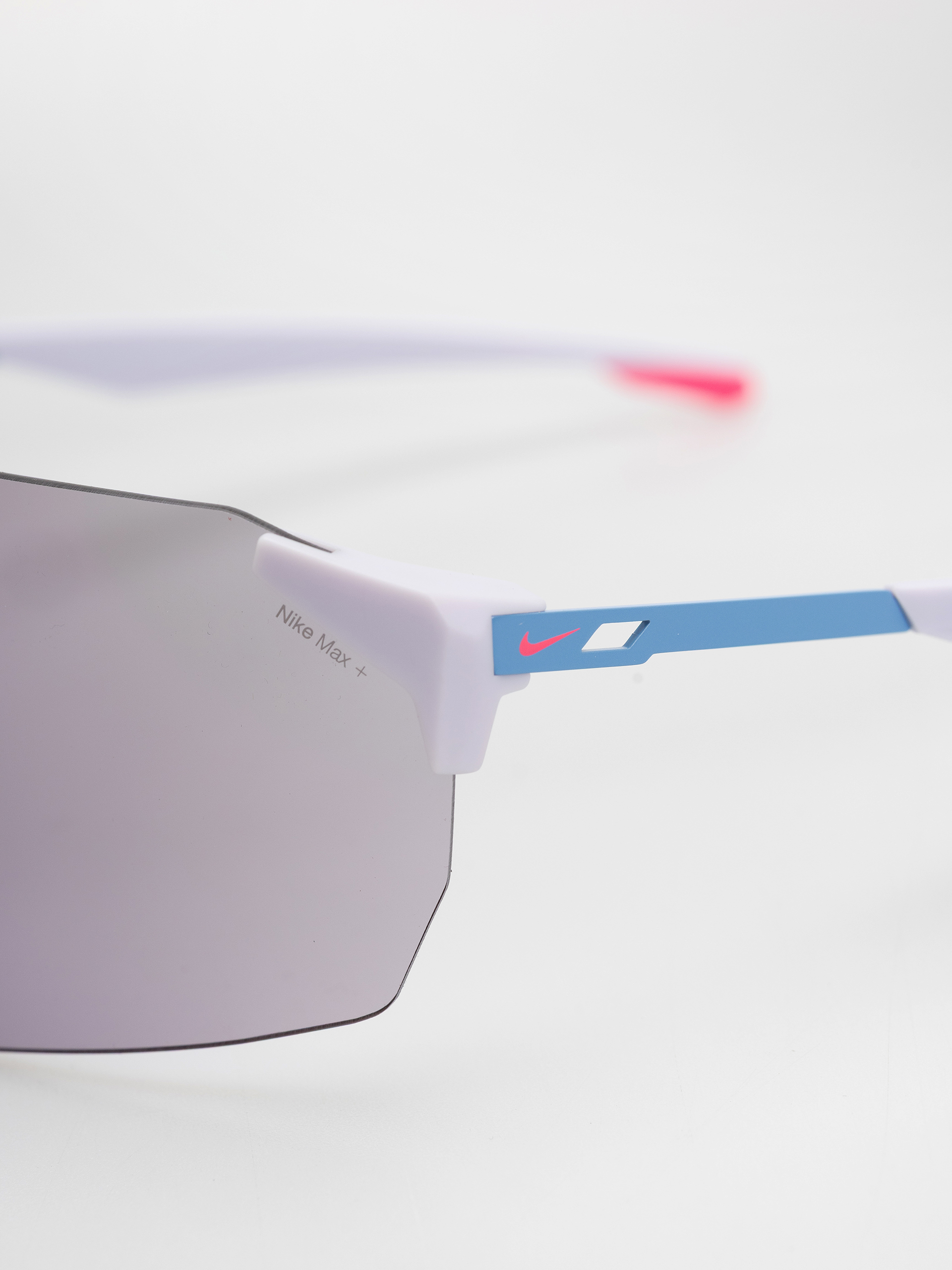 Сонцезахисні окуляри Nike Limitless Shield (amethyst tint/blue flash)