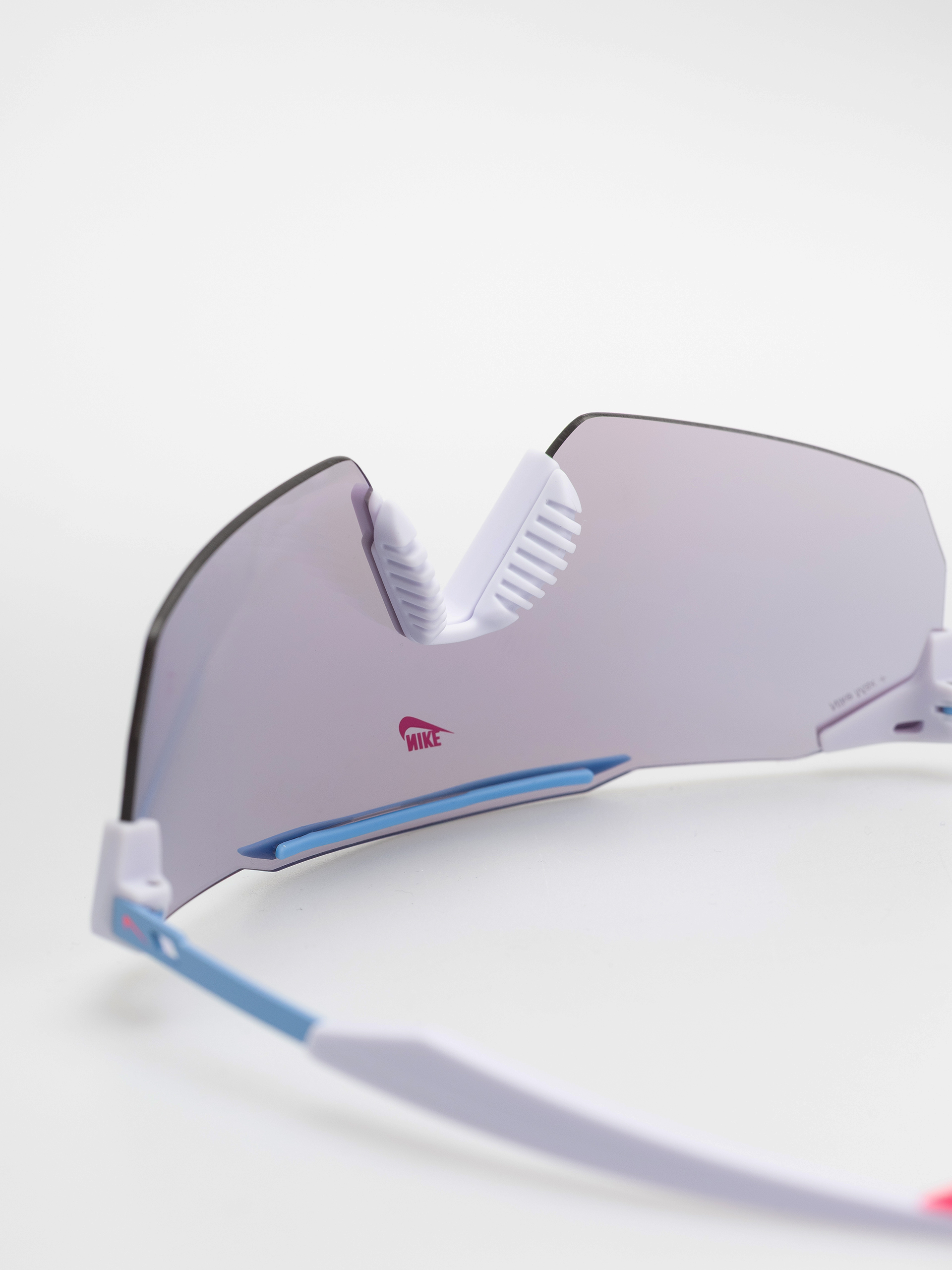 Сонцезахисні окуляри Nike Limitless Shield (amethyst tint/blue flash)