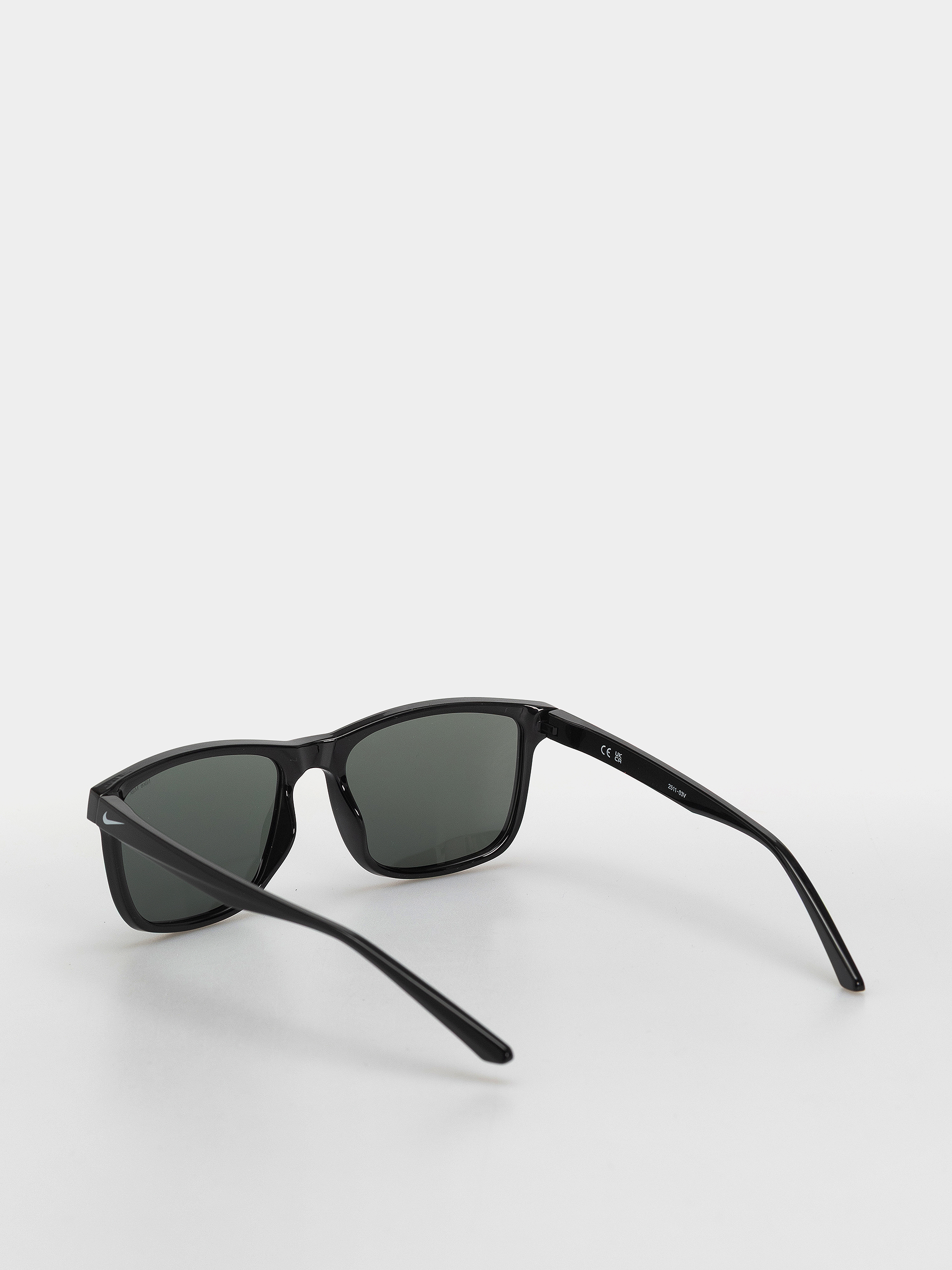 Сонцезахисні окуляри Nike Vital Core P (black/polar green)