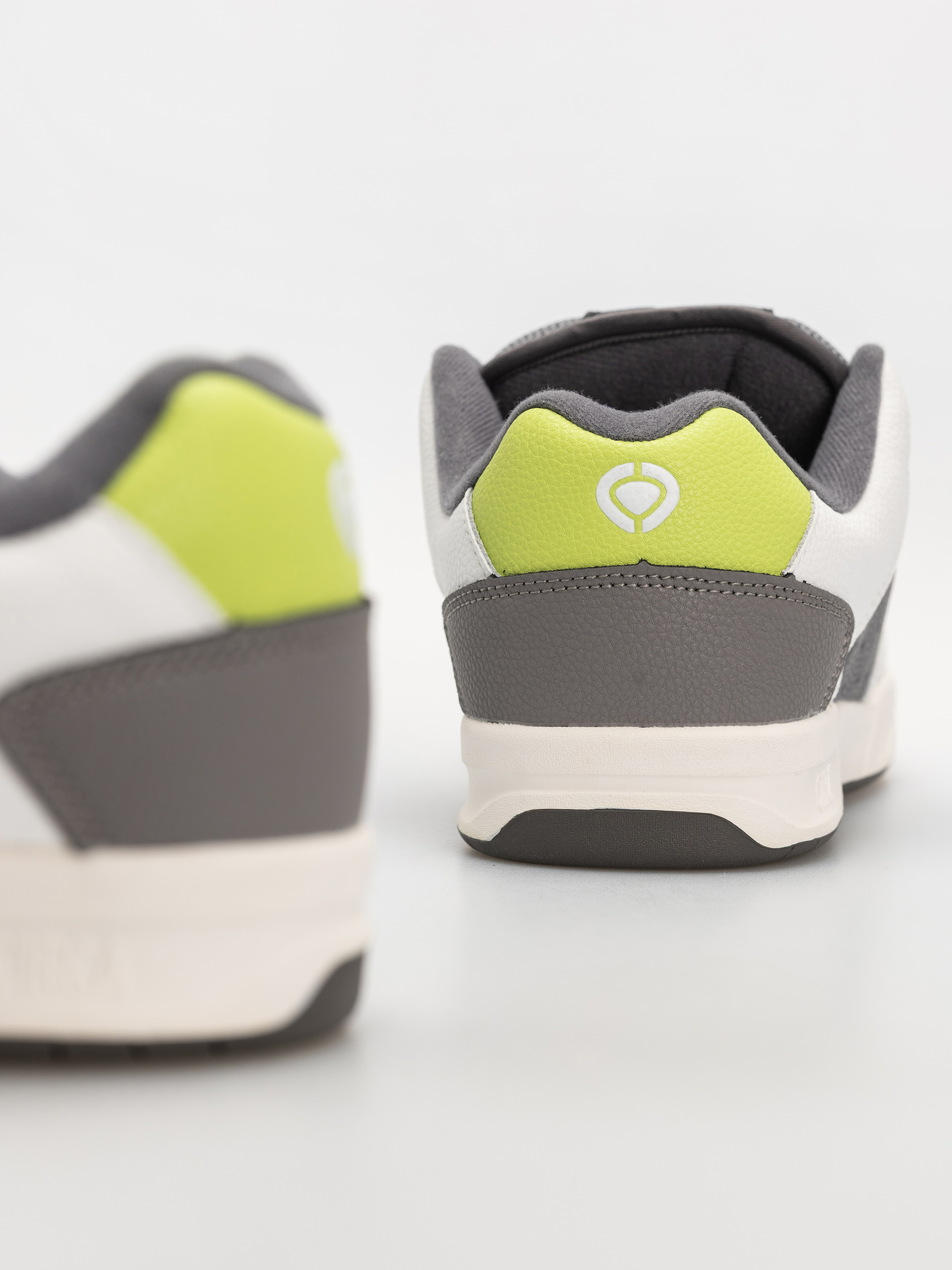 Взуття Circa 805 (dark gray/white/lime)