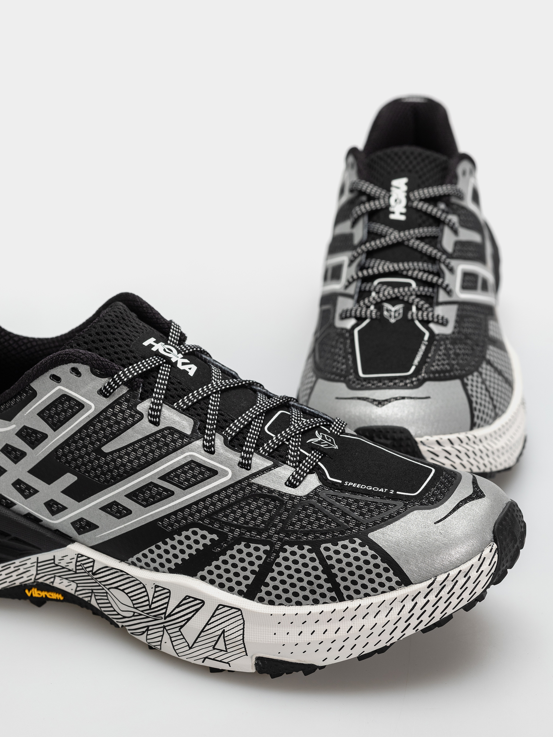 Взуття Hoka Speedgoat 2 TS (black/stardust)