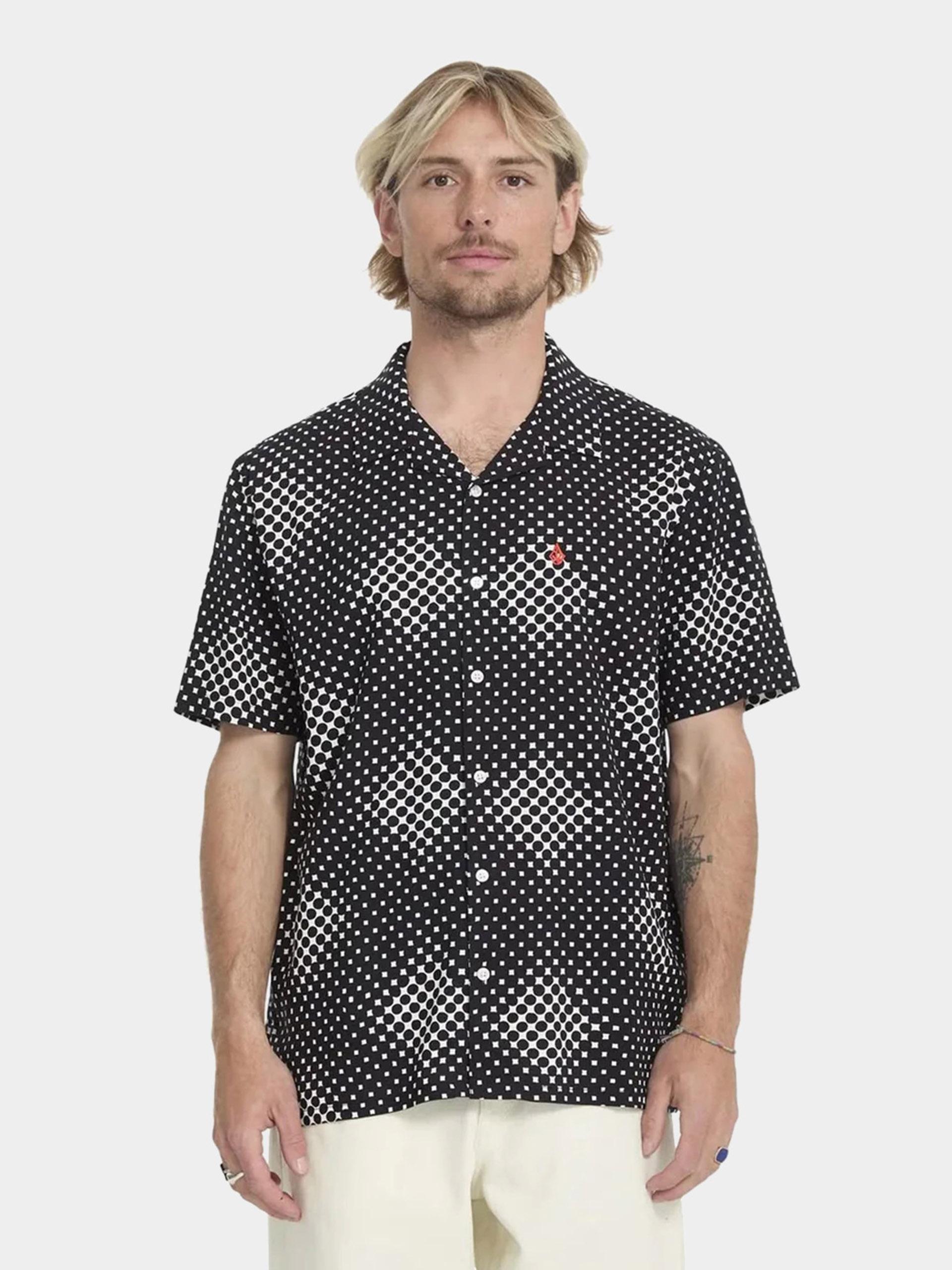 u0421u043eu0440u043eu0447u043au0430 Volcom Boldstone (new black)