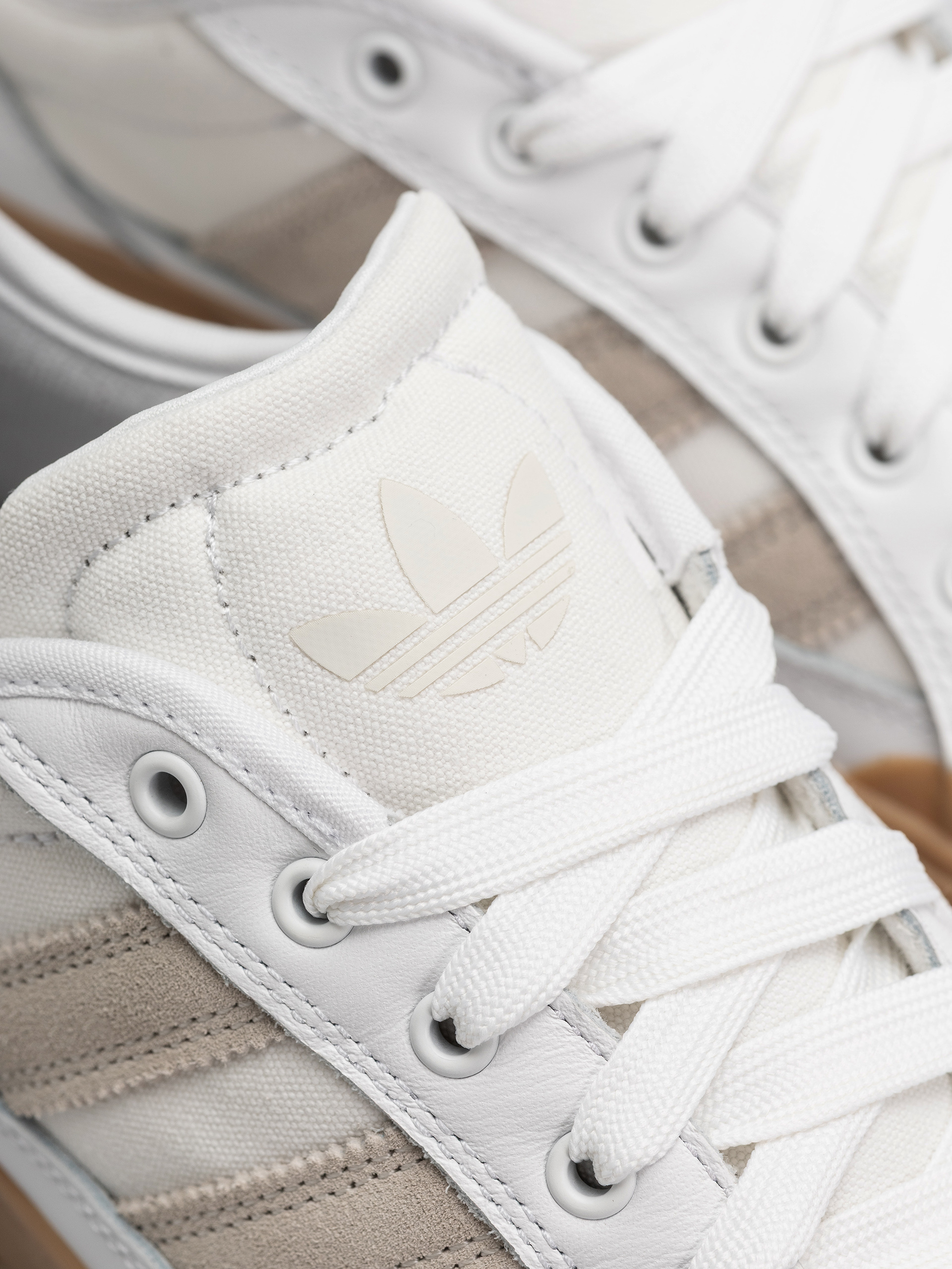 Взуття adidas Court Tns Premiere (ftwwht/crywht/gum4)