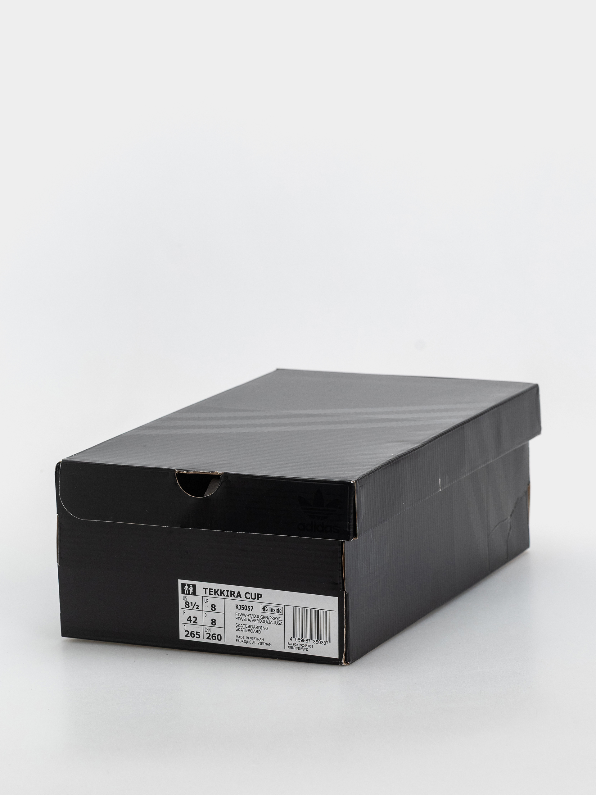 Взуття adidas Tekkira Cup (ftwwht/cougrn/preyel)