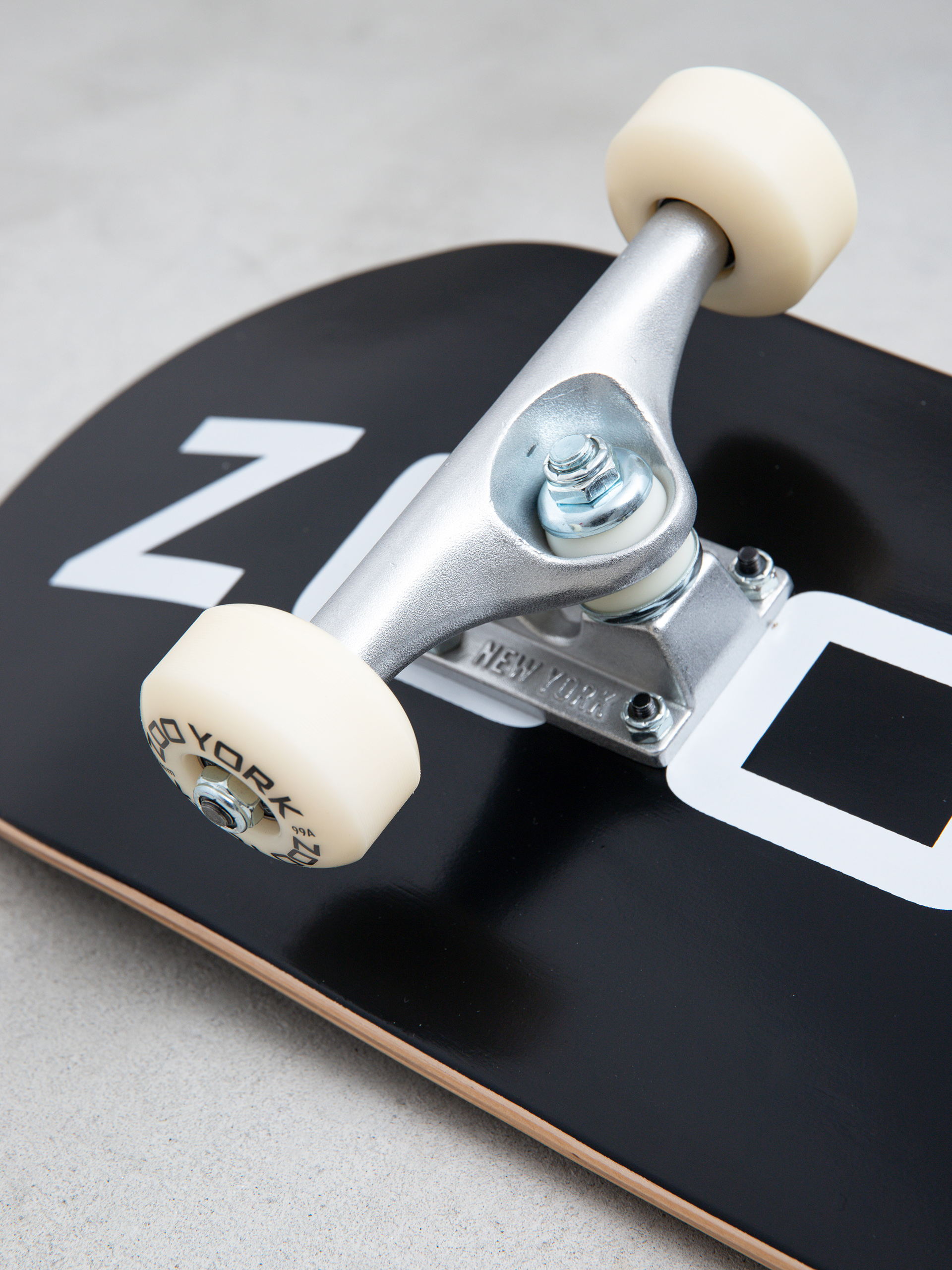 Скейтборд Zoo York OG 95 Logo Block (black/white)