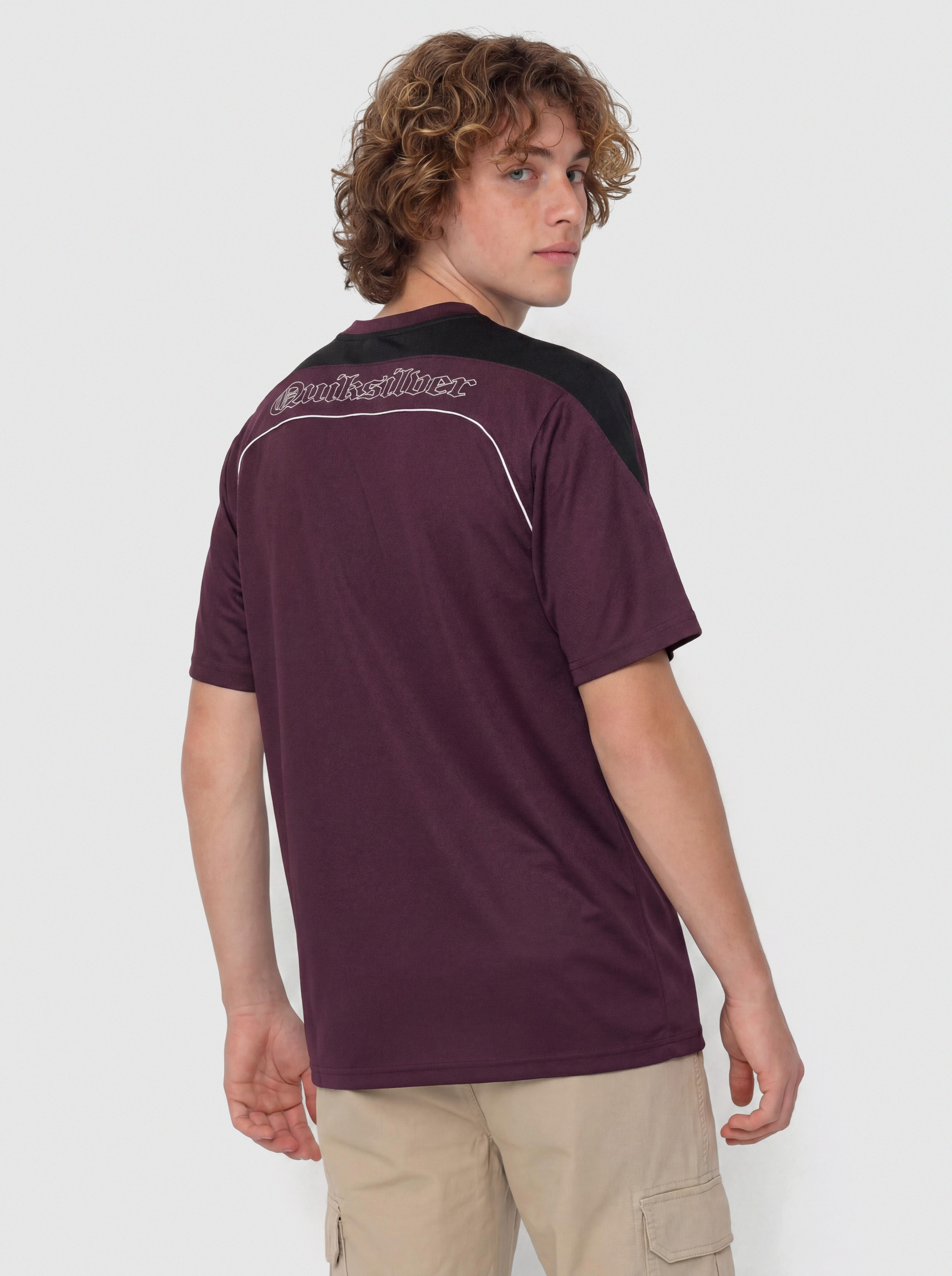 Футболка Quiksilver Mercury Americana Surf