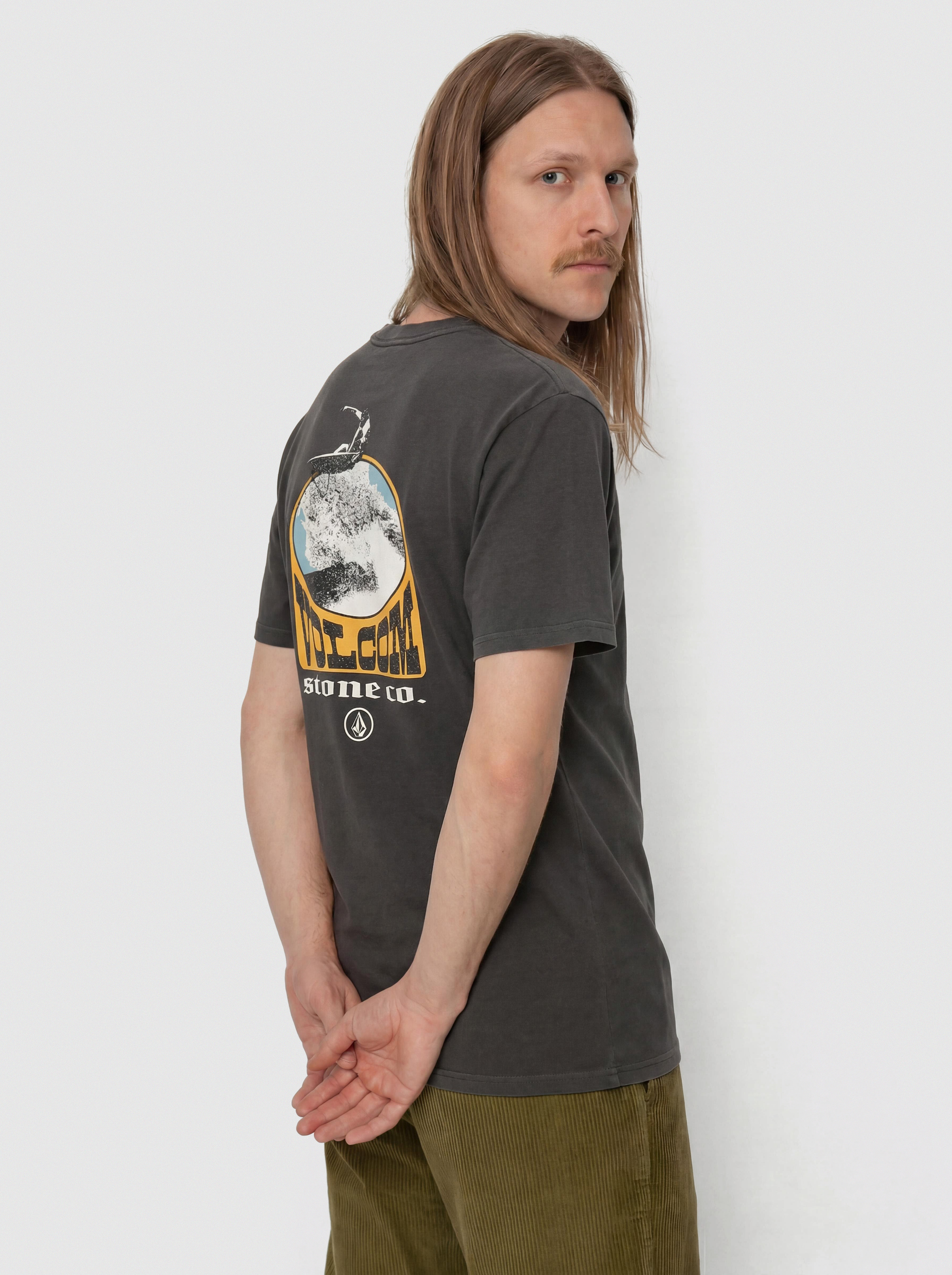 u0424u0443u0442u0431u043eu043bu043au0430 Volcom Zurf Co Pw (black)