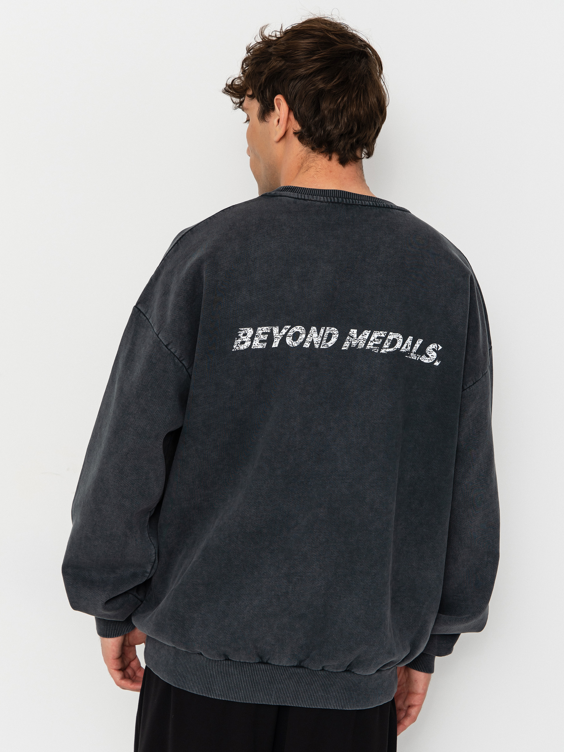 Світшот Beyond Medals Distressed Logo (black)