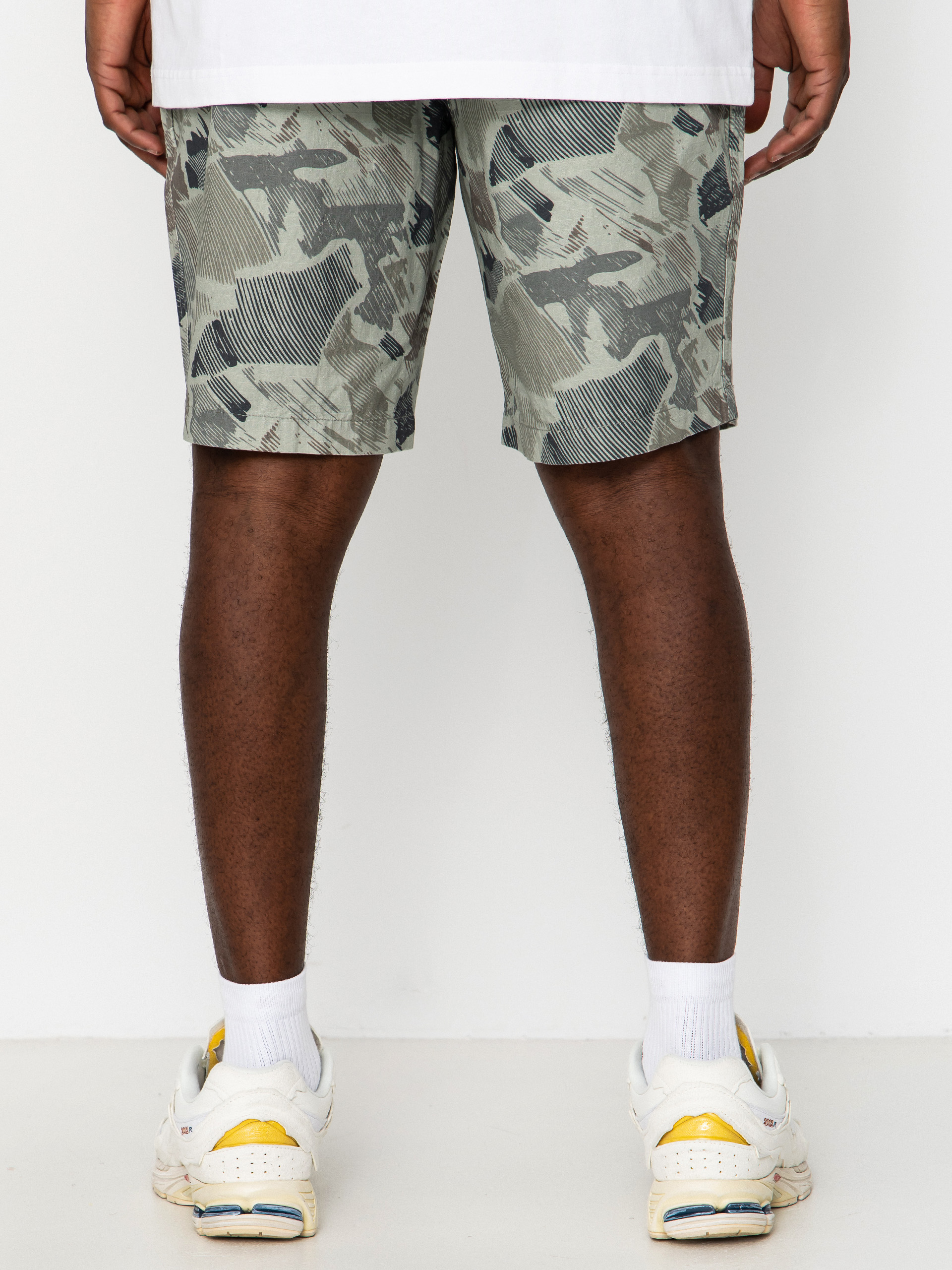 Шорти Santa Cruz Clyde (woodcut camo)