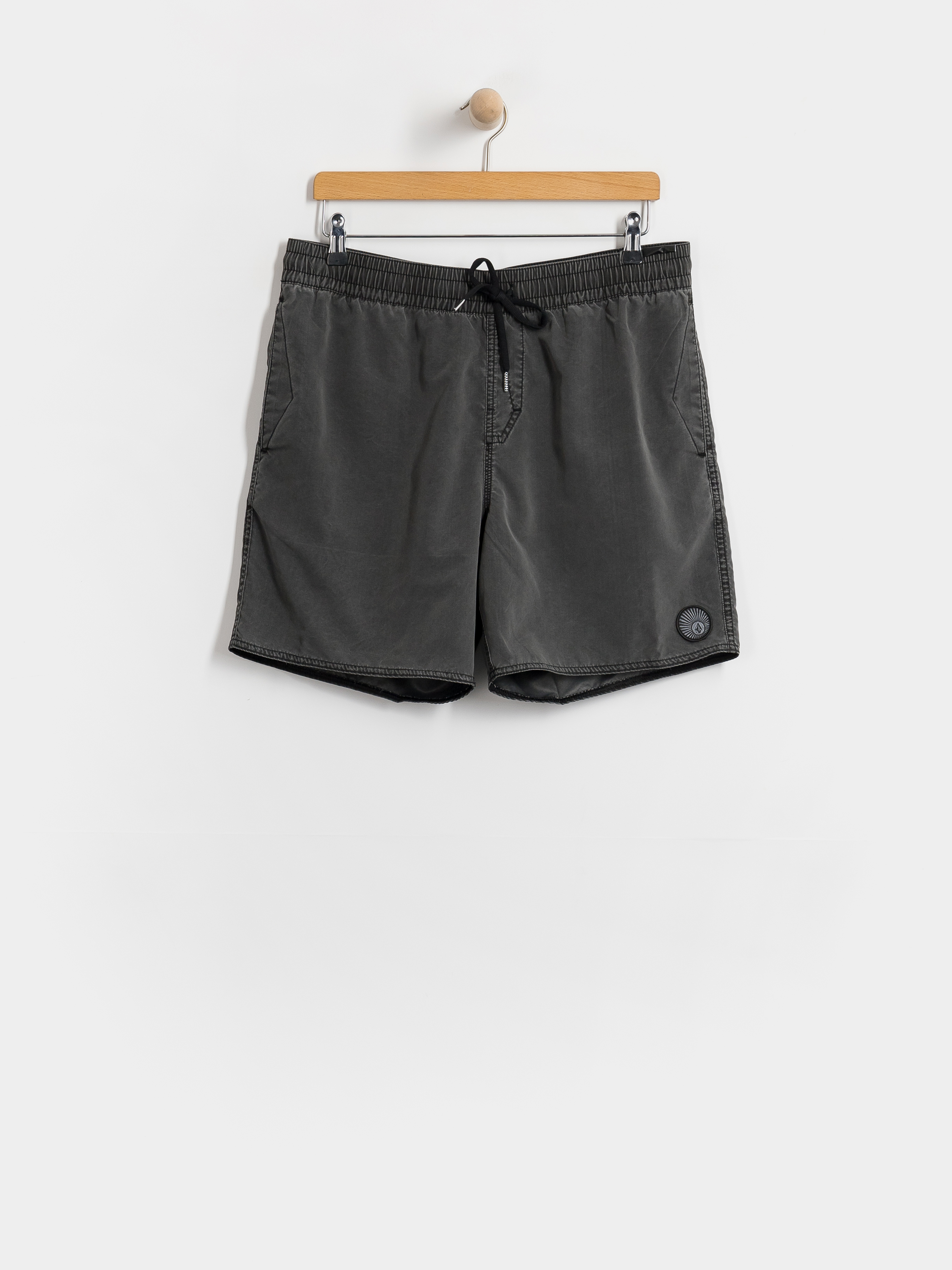 u0428u043eu0440u0442u0438 Volcom Center Trunk 17 (black)