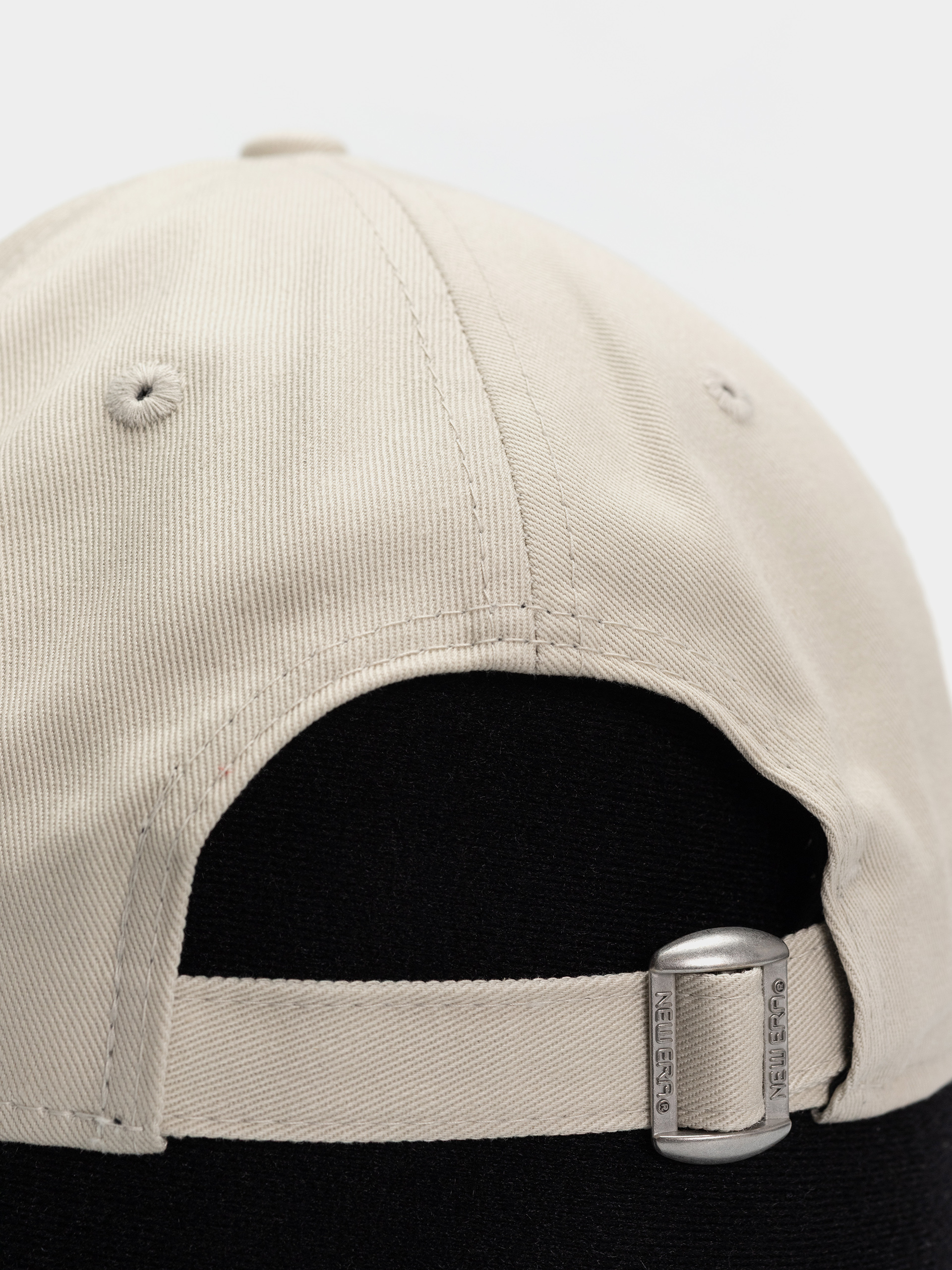 Кепка New Era Metallic 9Forty New York Yankees Wmn (stone)