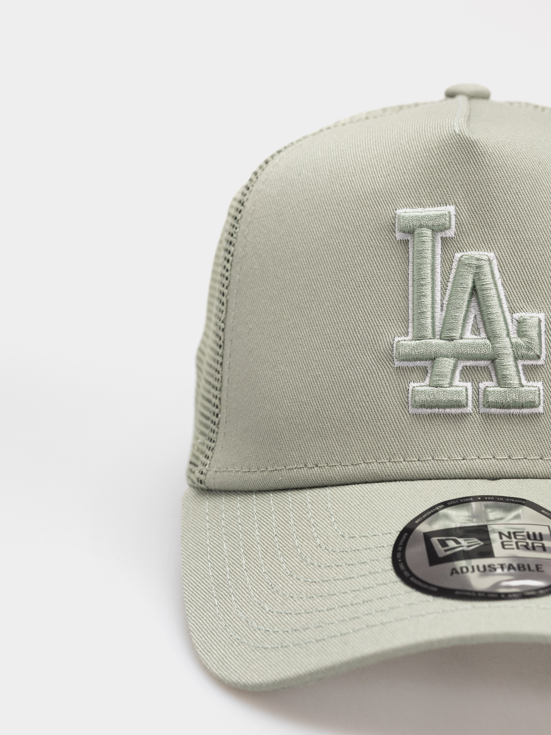 Кепка New Era Outline Trucker Los Angeles Dodgers (evergreen)