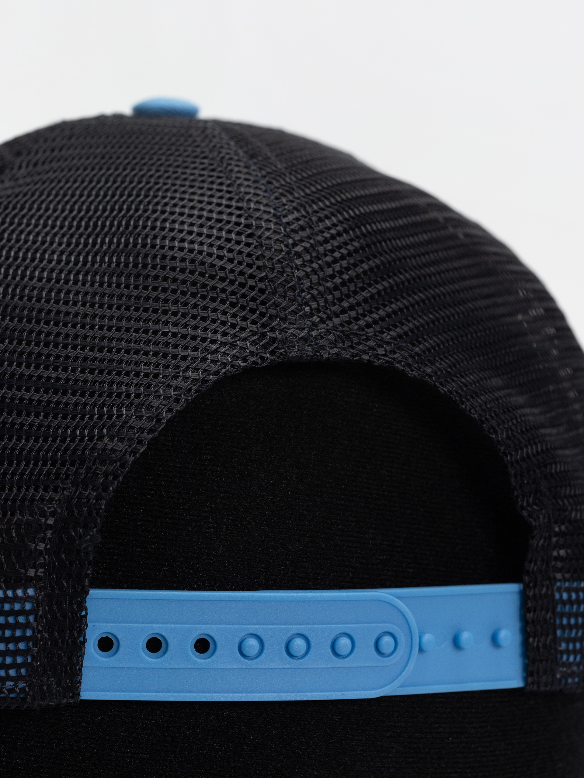 Кепка New Era Location Patch Trucker (blue/white)
