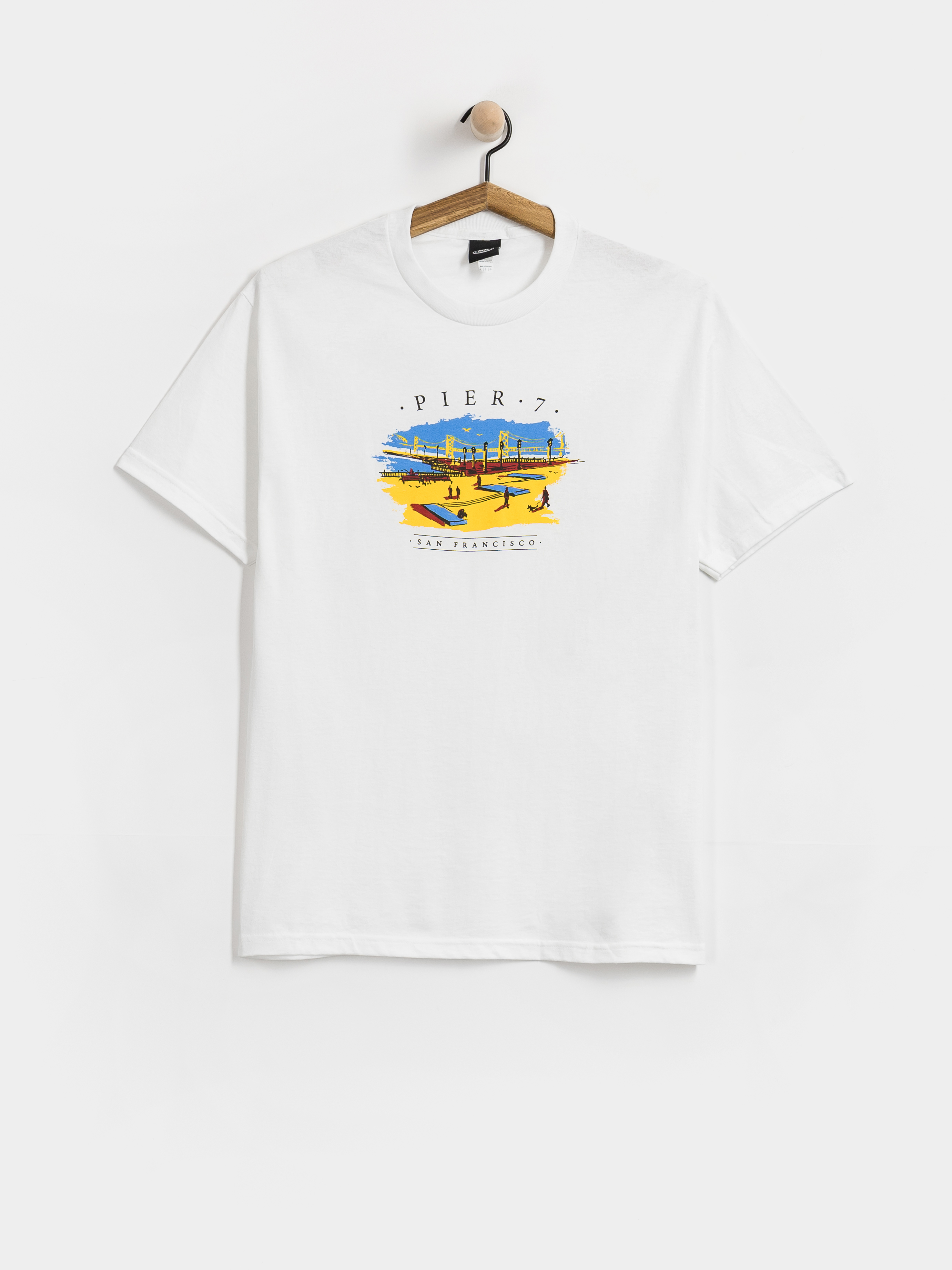 Футболка Real Pier 7 (white w/multi color print)