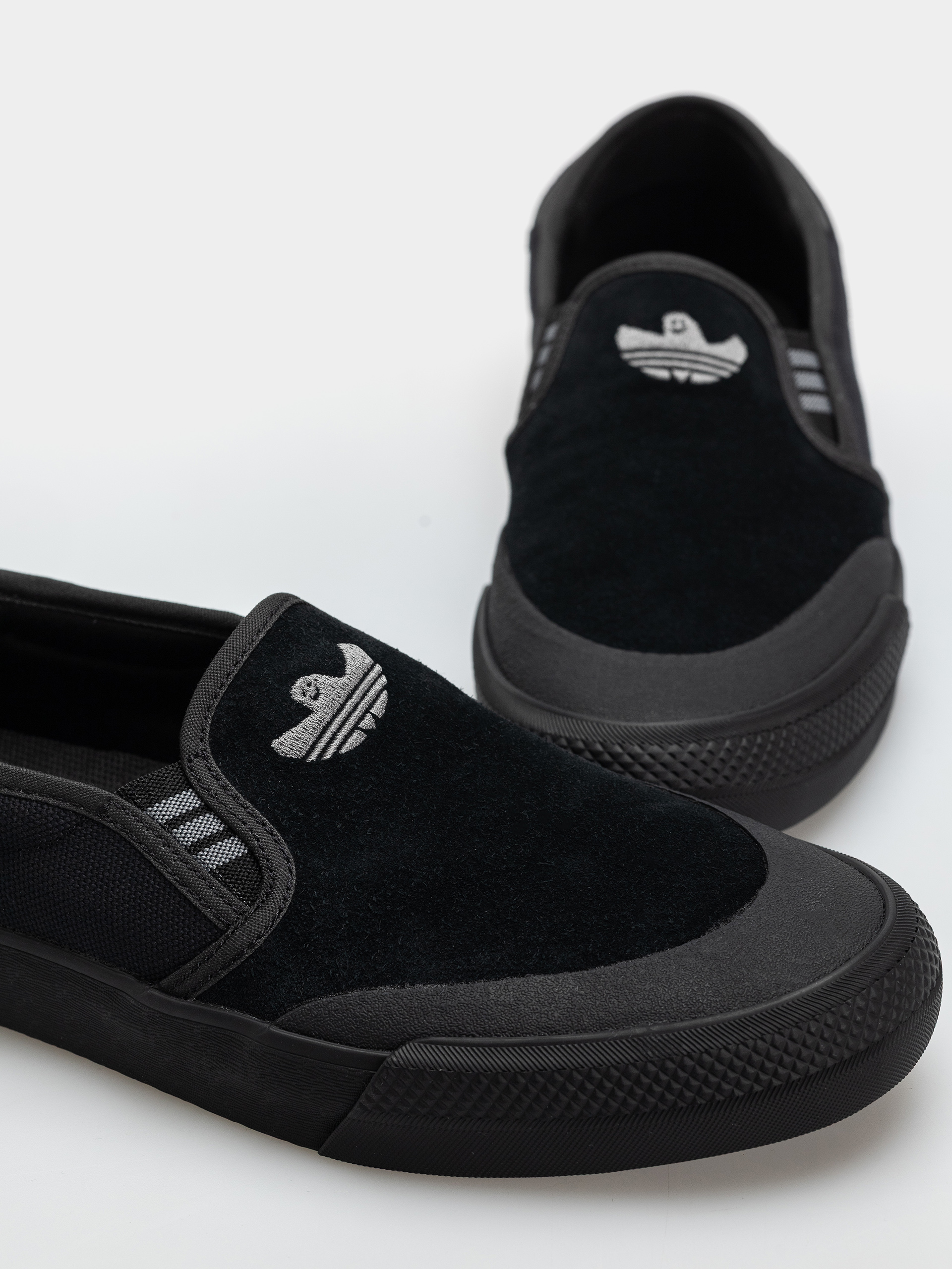 Шльопанці adidas Shmoofoil Slip Rx (cblack/grefou/cblack)