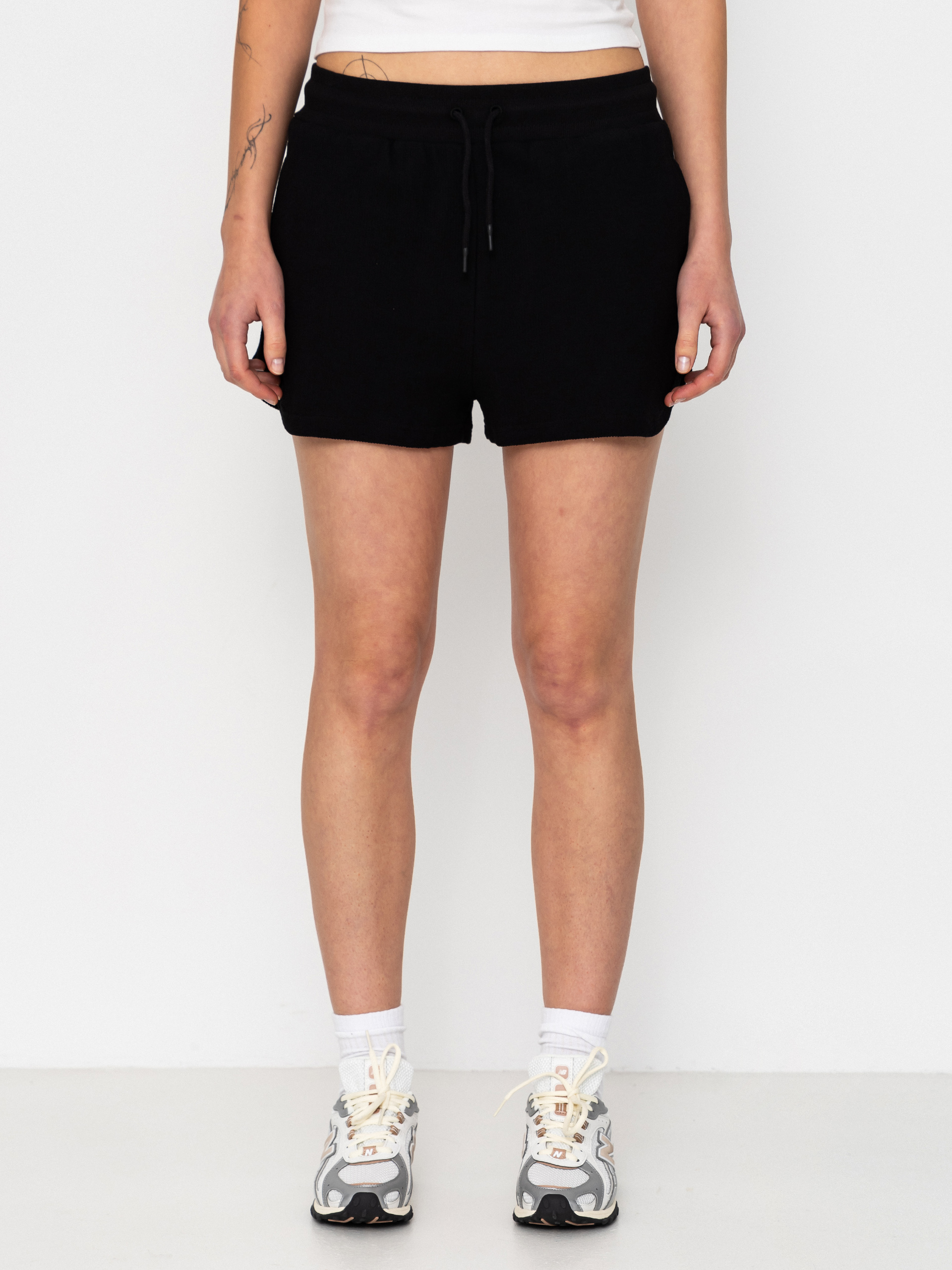 u0428u043eu0440u0442u0438 Volcom Sweeterry Wmn (black)