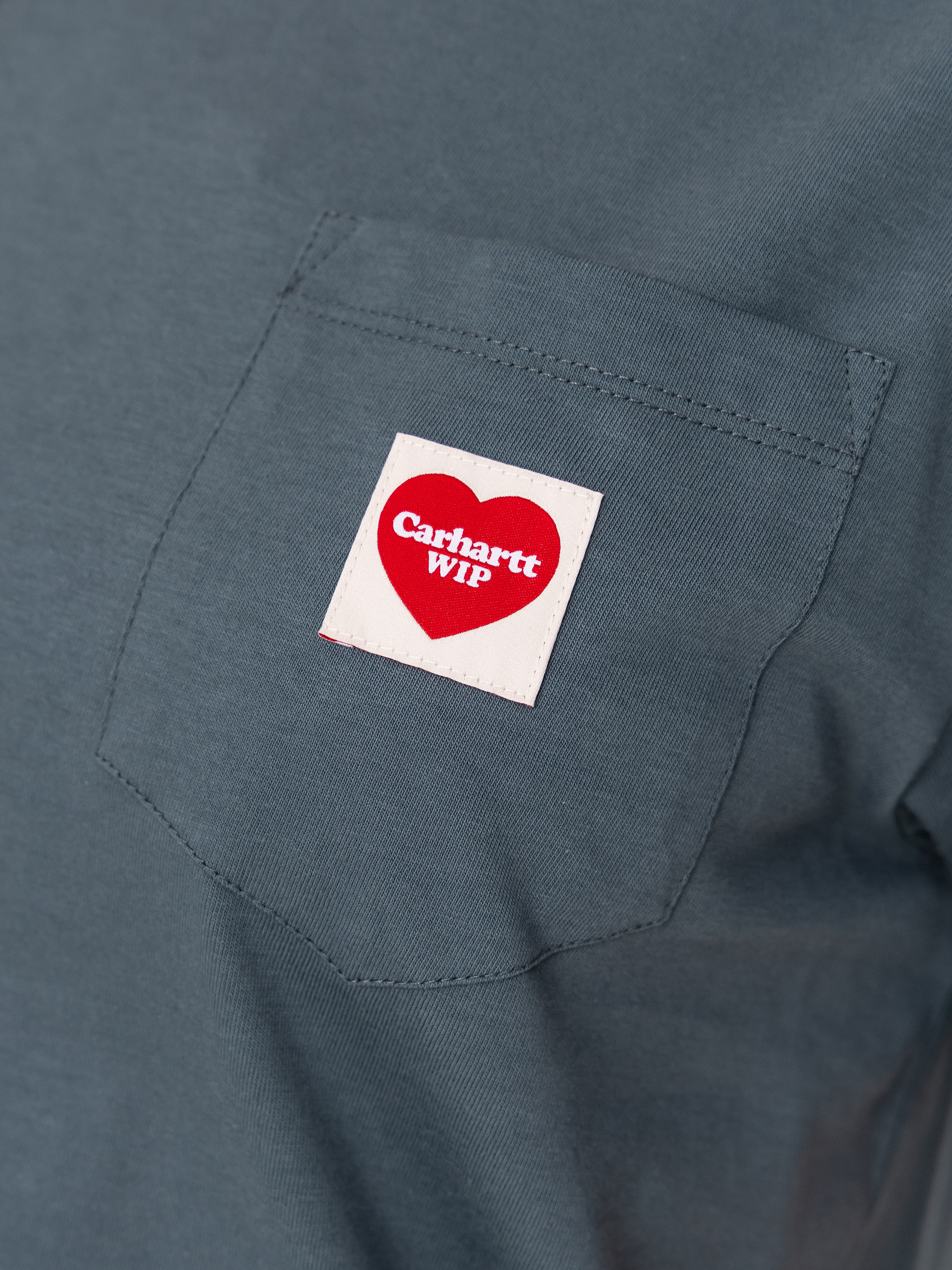 Футболка Carhartt WIP Pocket Heart Wmn (cozy blue/red)