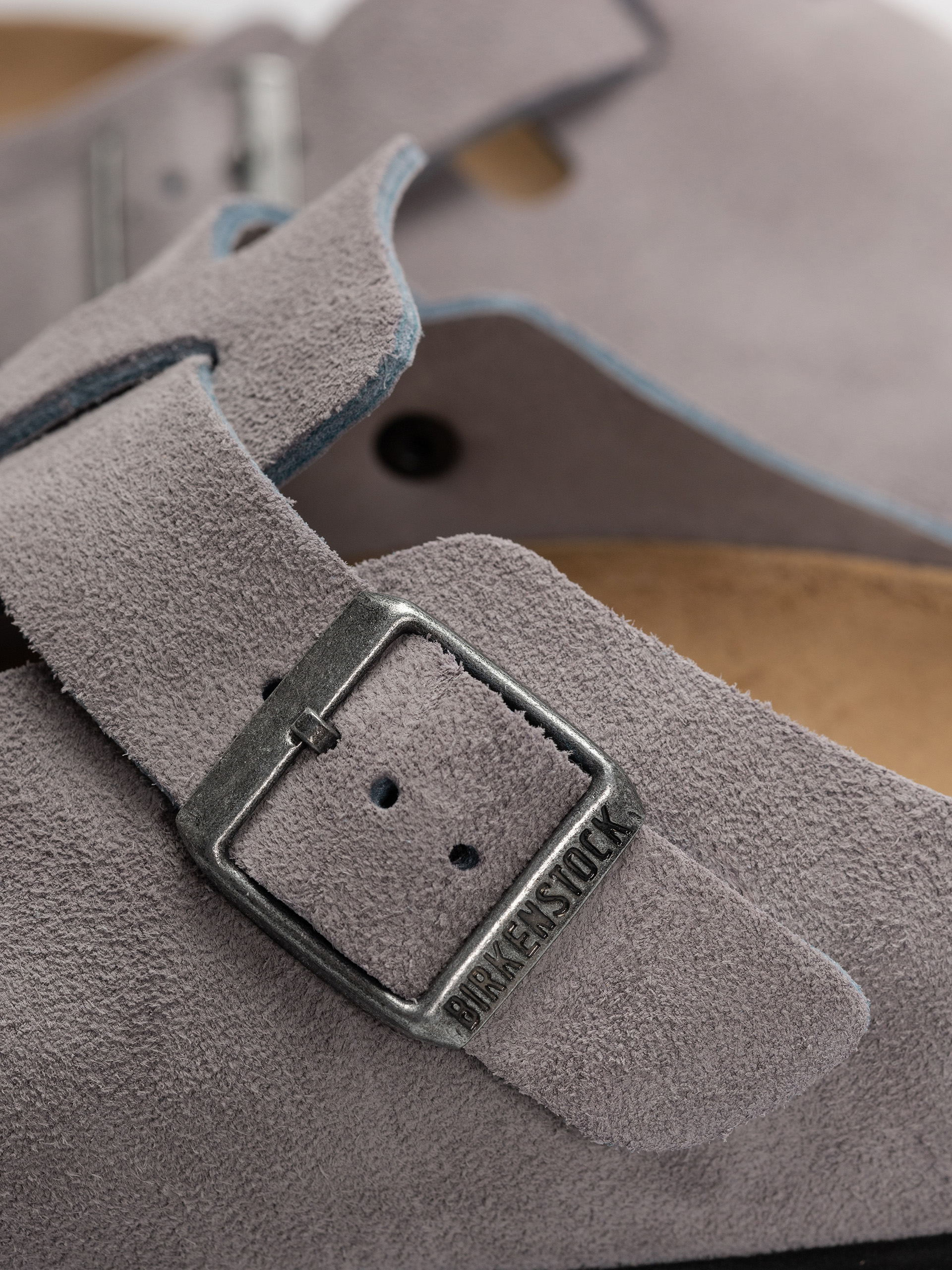 Шльопанці Birkenstock Boston Suede Leather Regular (lavender sky)