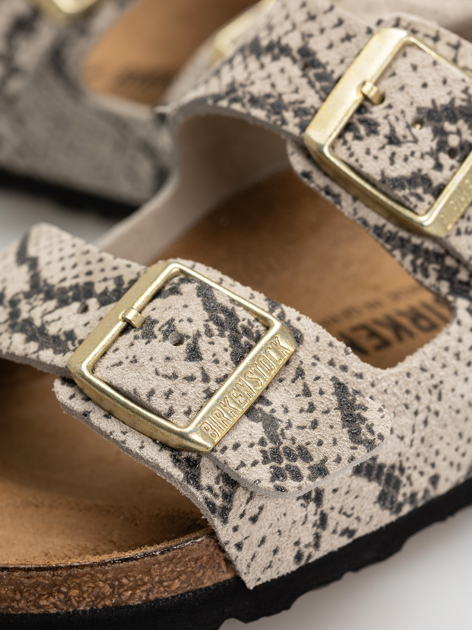 Шльопанці Birkenstock Arizona Suede Leather Narrow Wmn (snake oyster)
