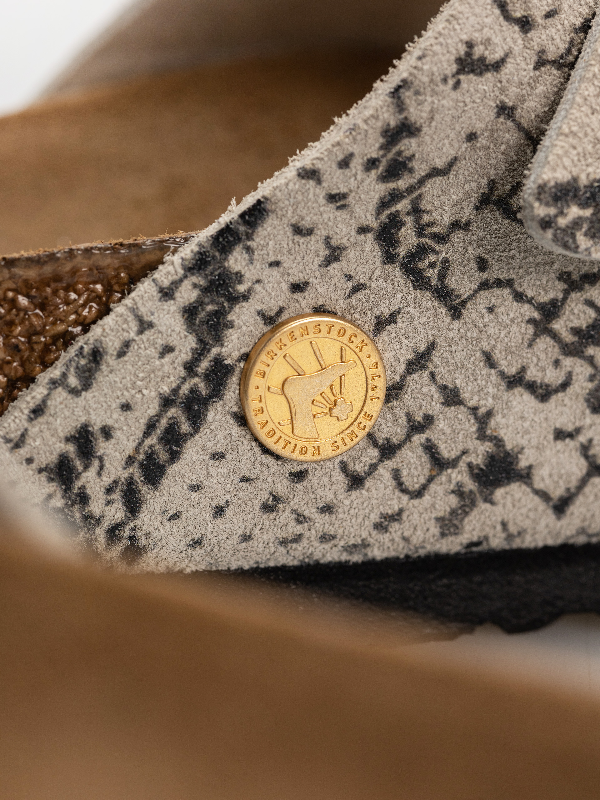 Шльопанці Birkenstock Arizona Suede Leather Narrow Wmn (snake oyster)