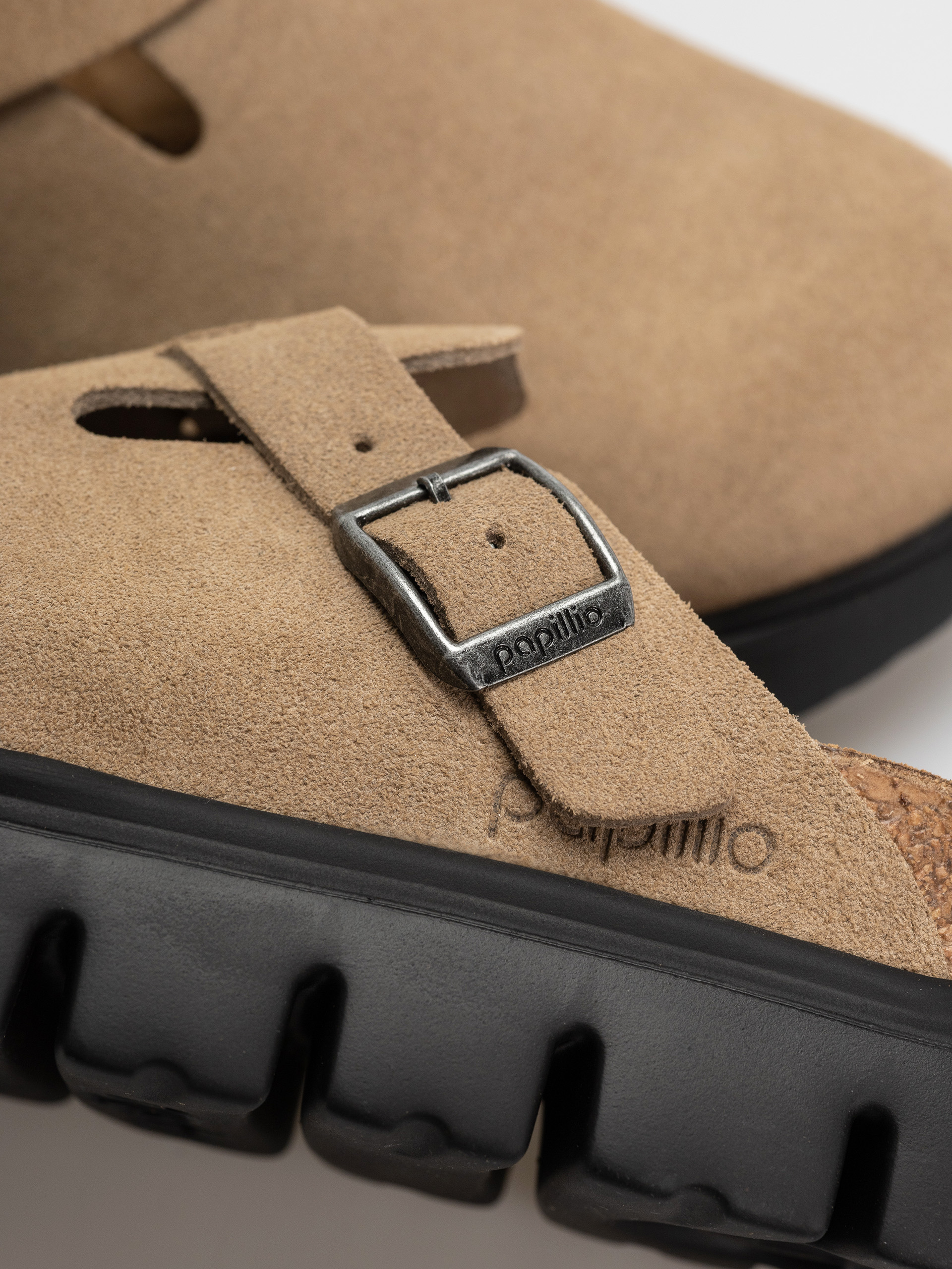 Шльопанці Birkenstock Boston Chunky Suede Leather Narrow Wmn (gray taupe)