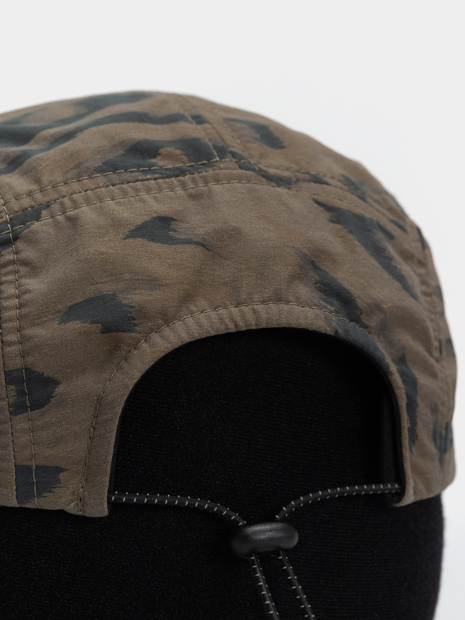 Кепка Carhartt WIP Travon (duck feather print cypress/black)