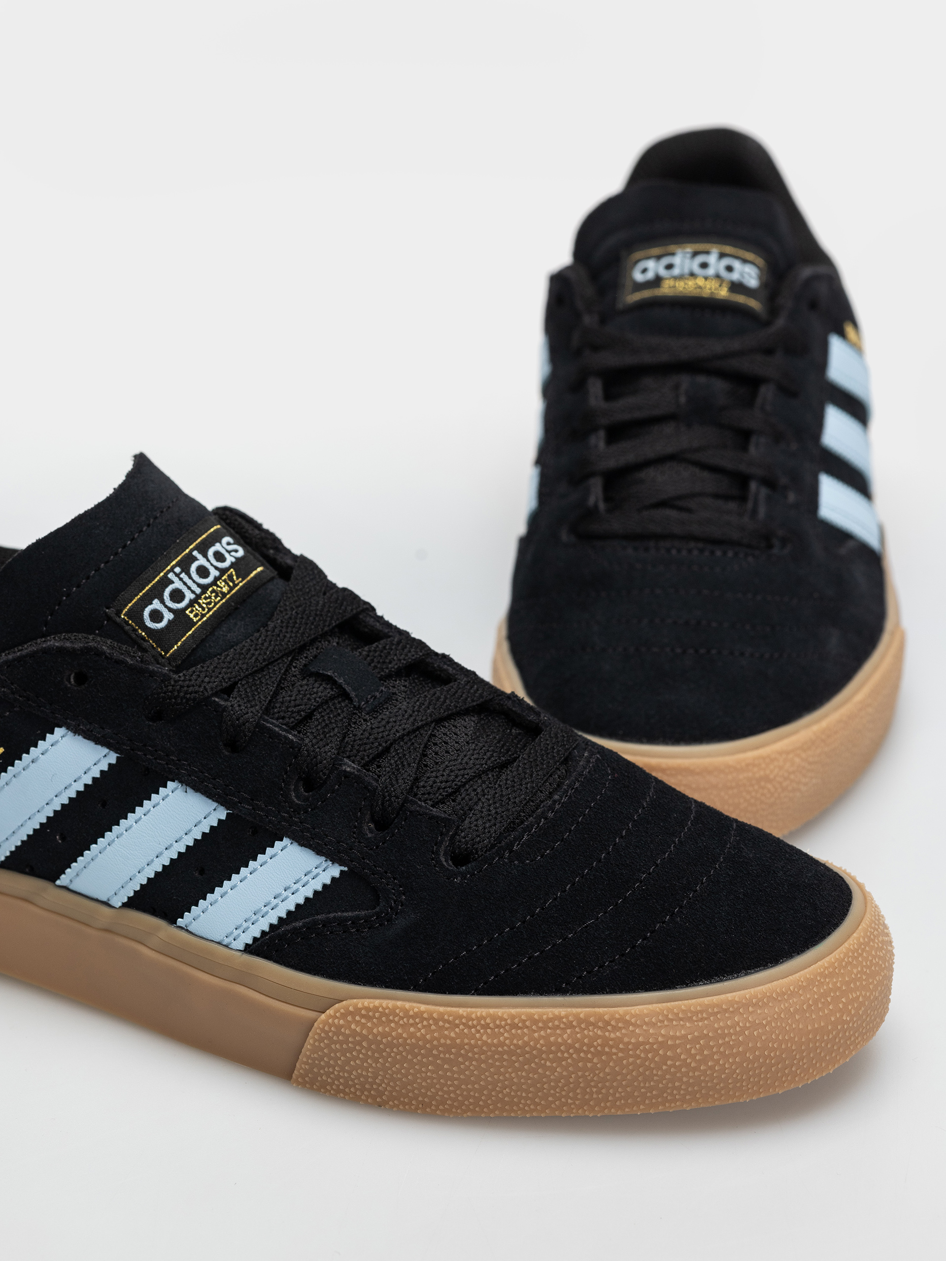 Взуття adidas Busenitz Vulc II (cblack/clesky/gum4)