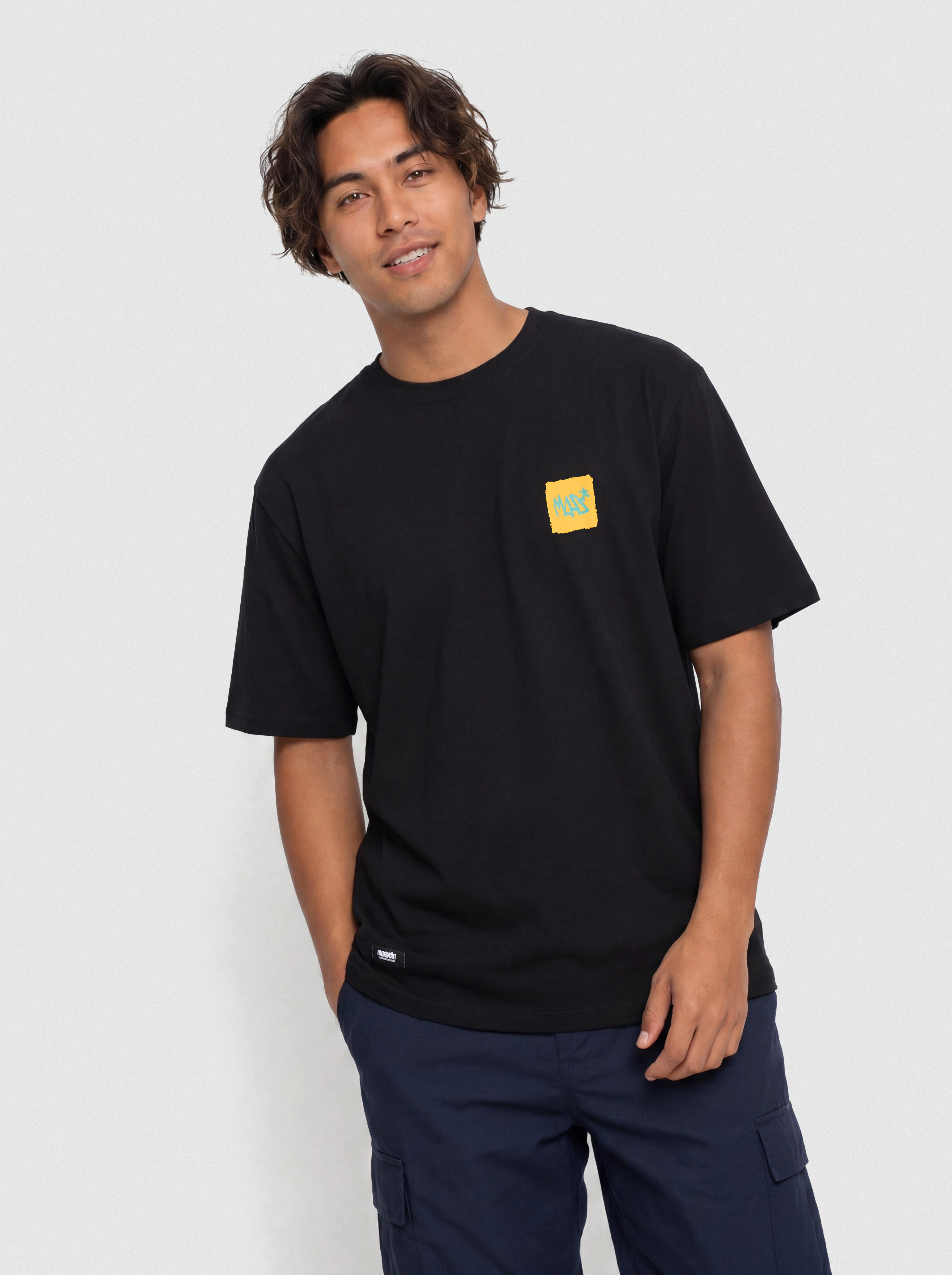 Футболка MassDnm Permanent Vacations (black)