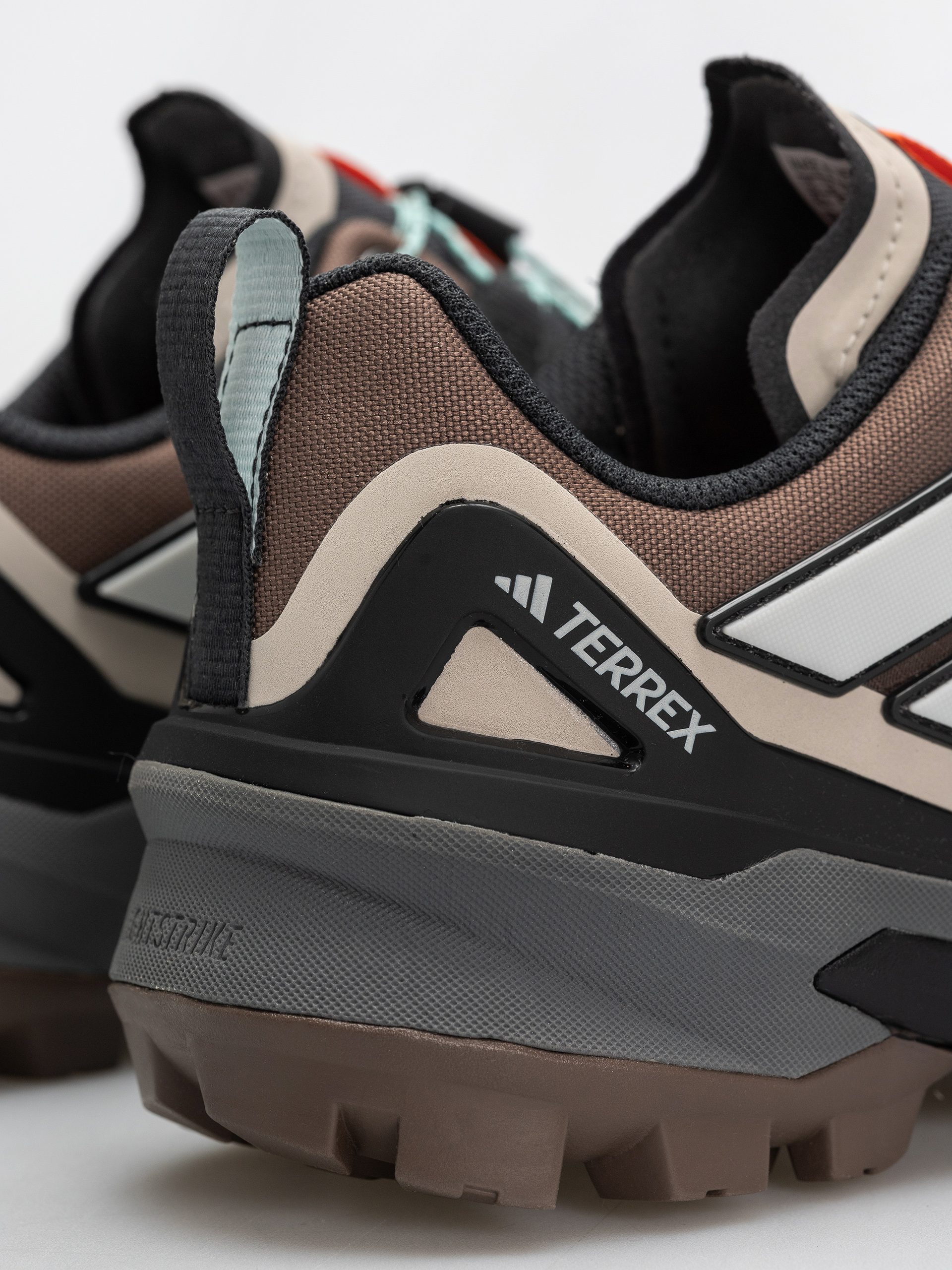 Взуття adidas Terrex Skychaser Gt Wmn (earstr/greone/seflaq)