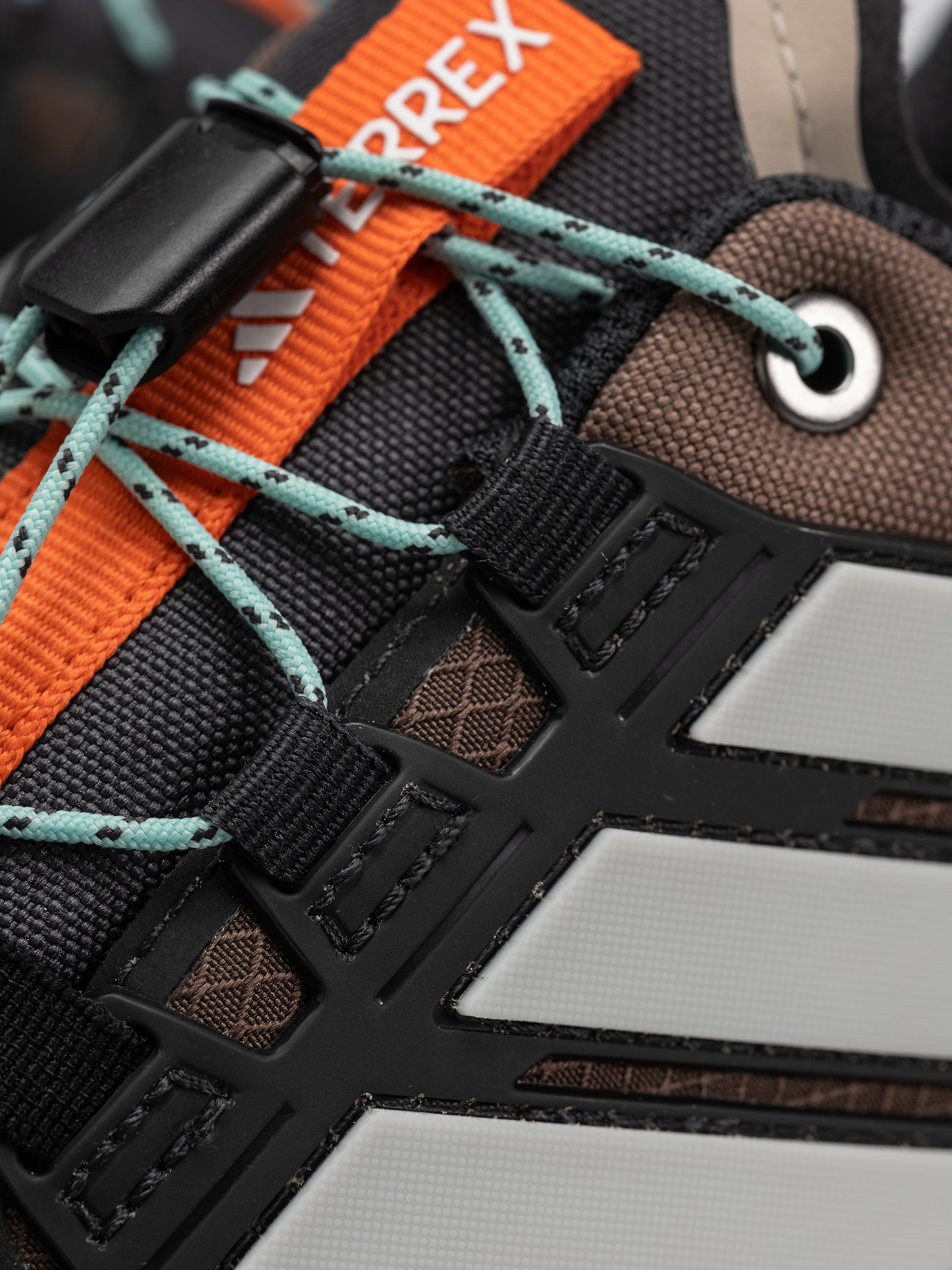 Взуття adidas Terrex Skychaser Gt Wmn (earstr/greone/seflaq)