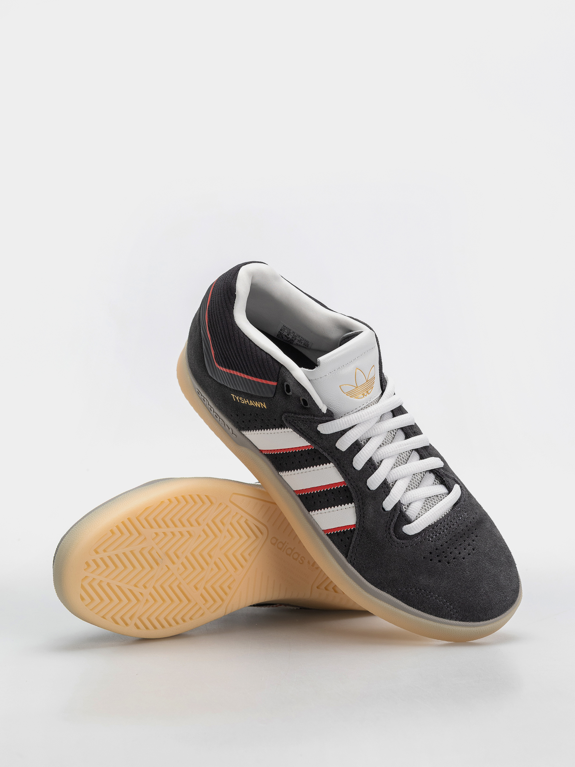 Взуття adidas Tyshawn (carbon/crywht/betsca)