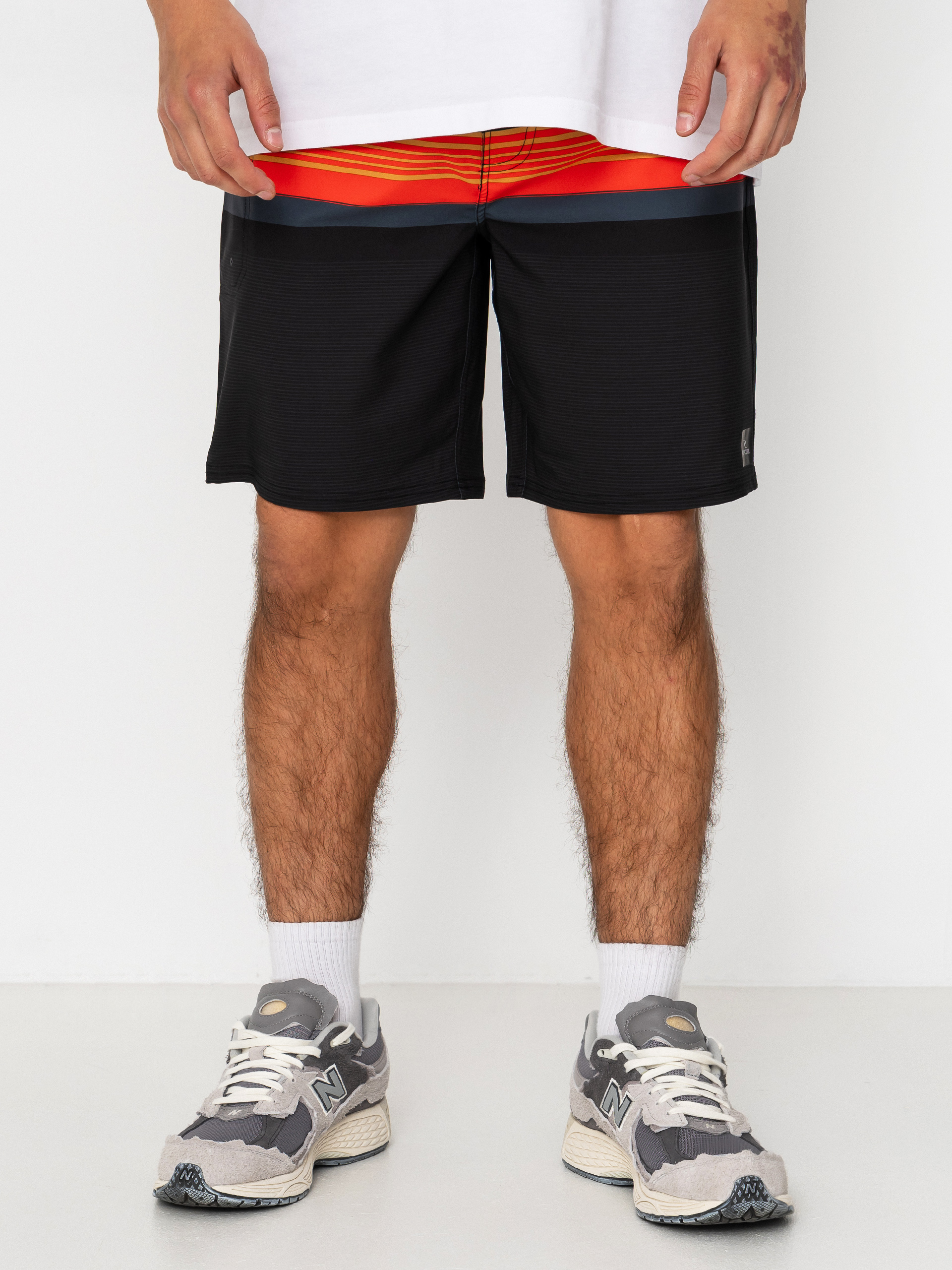 u041fu043bu044fu0436u043du0456 u0448u043eu0440u0442u0438 Rip Curl Mirage Day Breaker 19 (black)