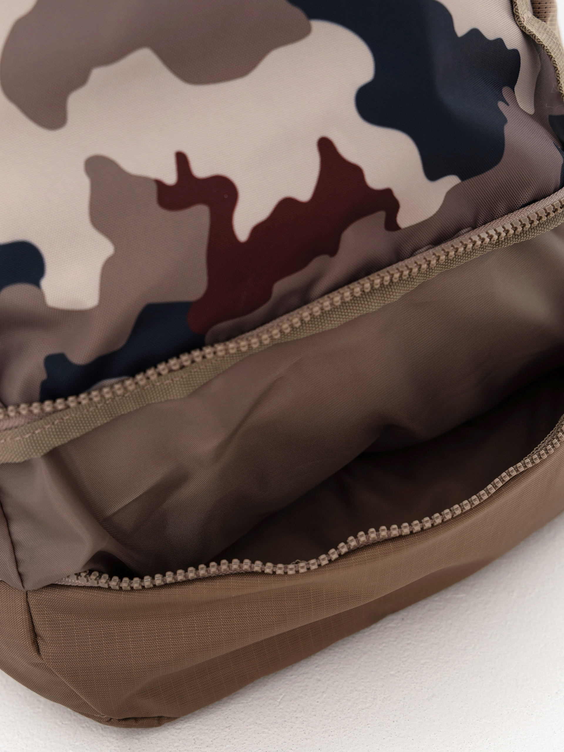 Рюкзак adidas Fs+ Camo (khathr/khasix/aurink)