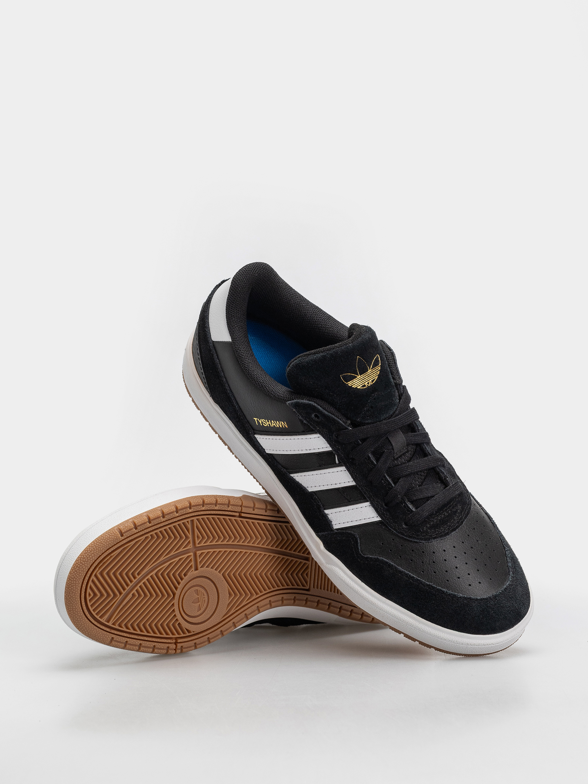 Взуття adidas Tyshawn II (cblack/ftwwht/gum4)