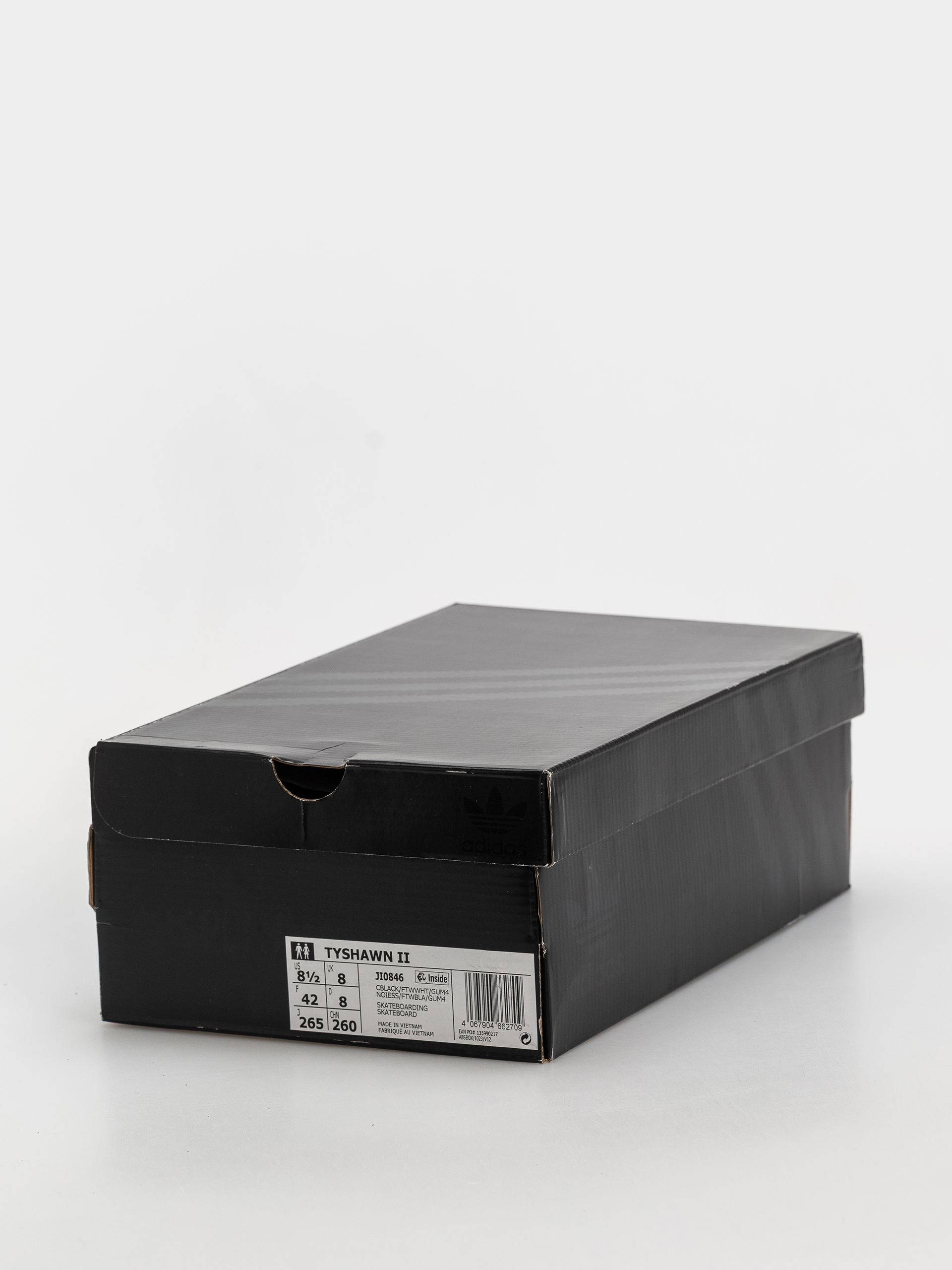Взуття adidas Tyshawn II (cblack/ftwwht/gum4)