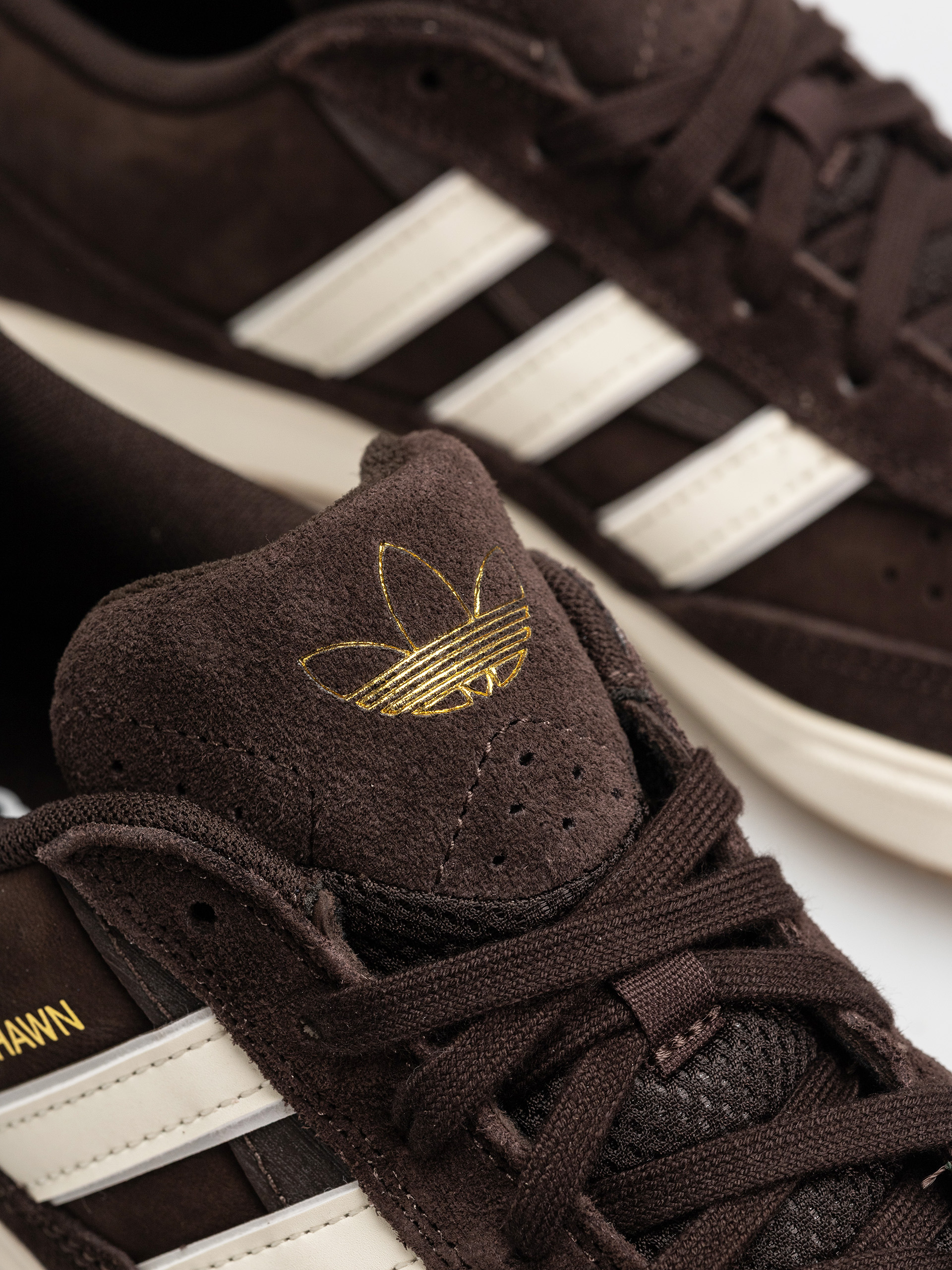 Взуття adidas Tyshawn II (owhite/cwhite)