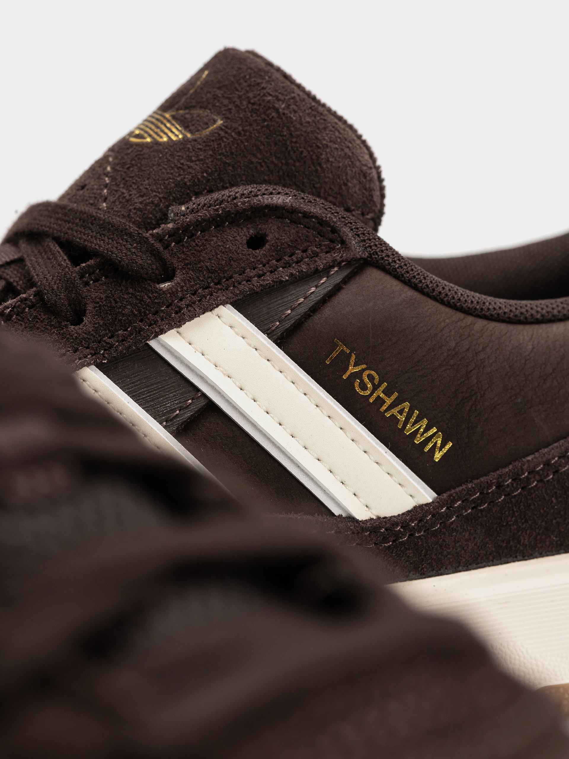 Взуття adidas Tyshawn II (owhite/cwhite)