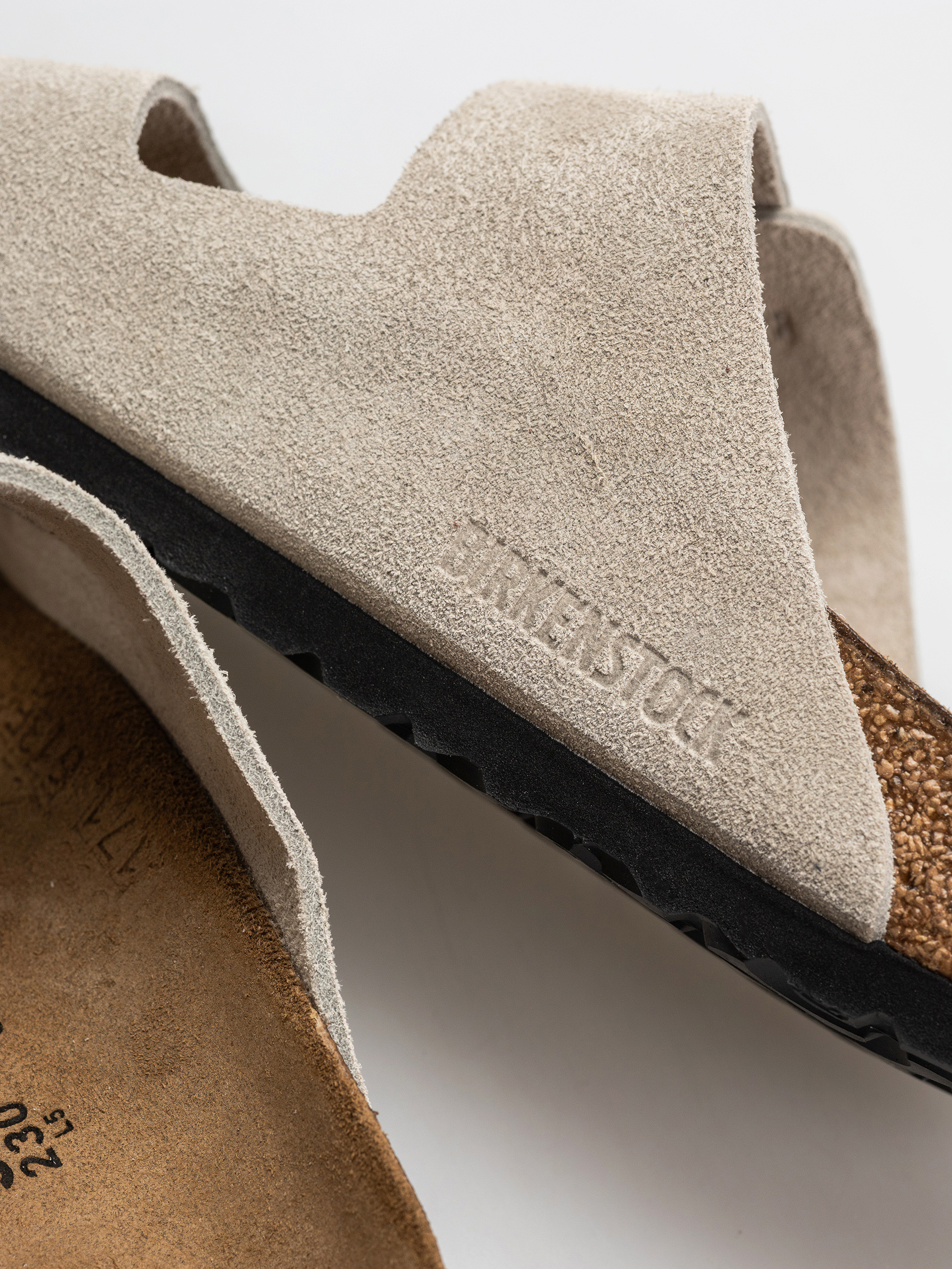 Шльопанці Birkenstock Arizona Suede Leather Cushion Buckle Narrow Wmn (oyster)