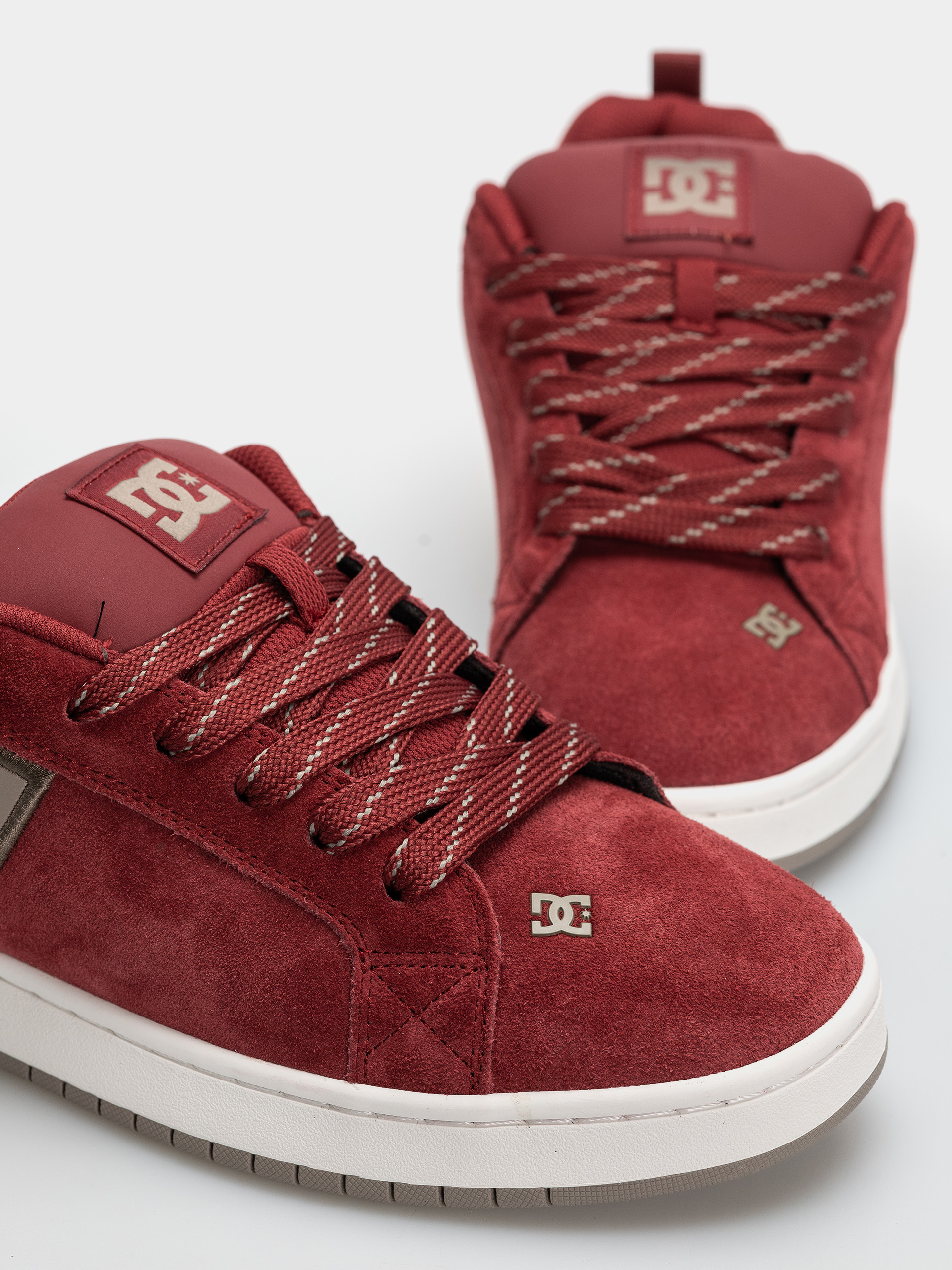 Взуття DC Court Graffik Se (brick red/warm taupe/off white)