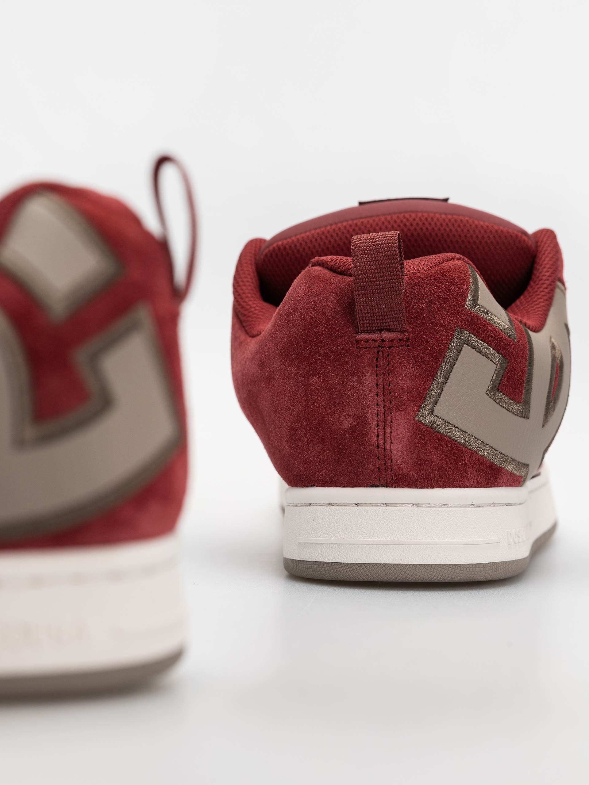 Взуття DC Court Graffik Se (brick red/warm taupe/off white)