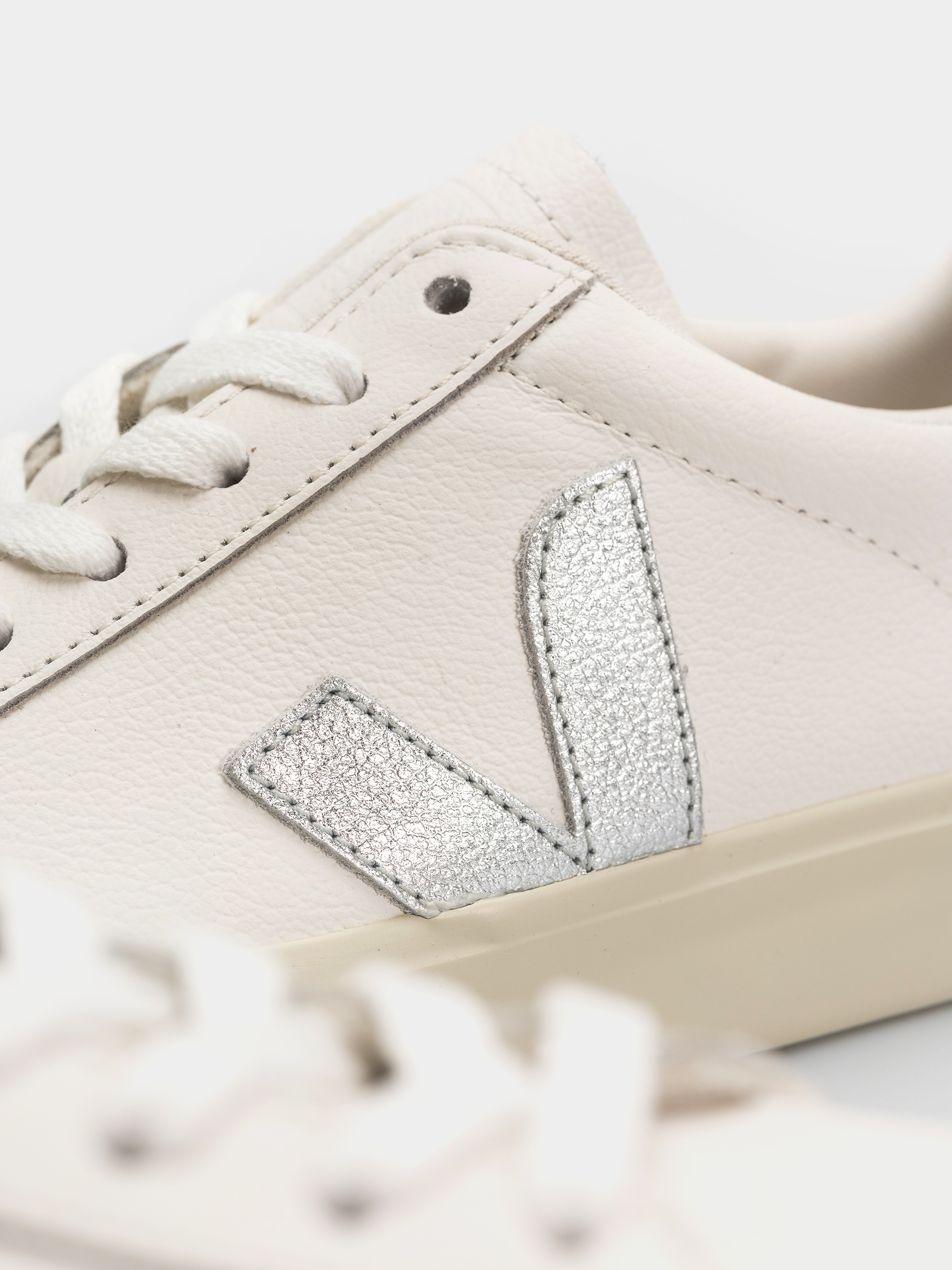 Взуття Veja Campo Wmn (white silver black)