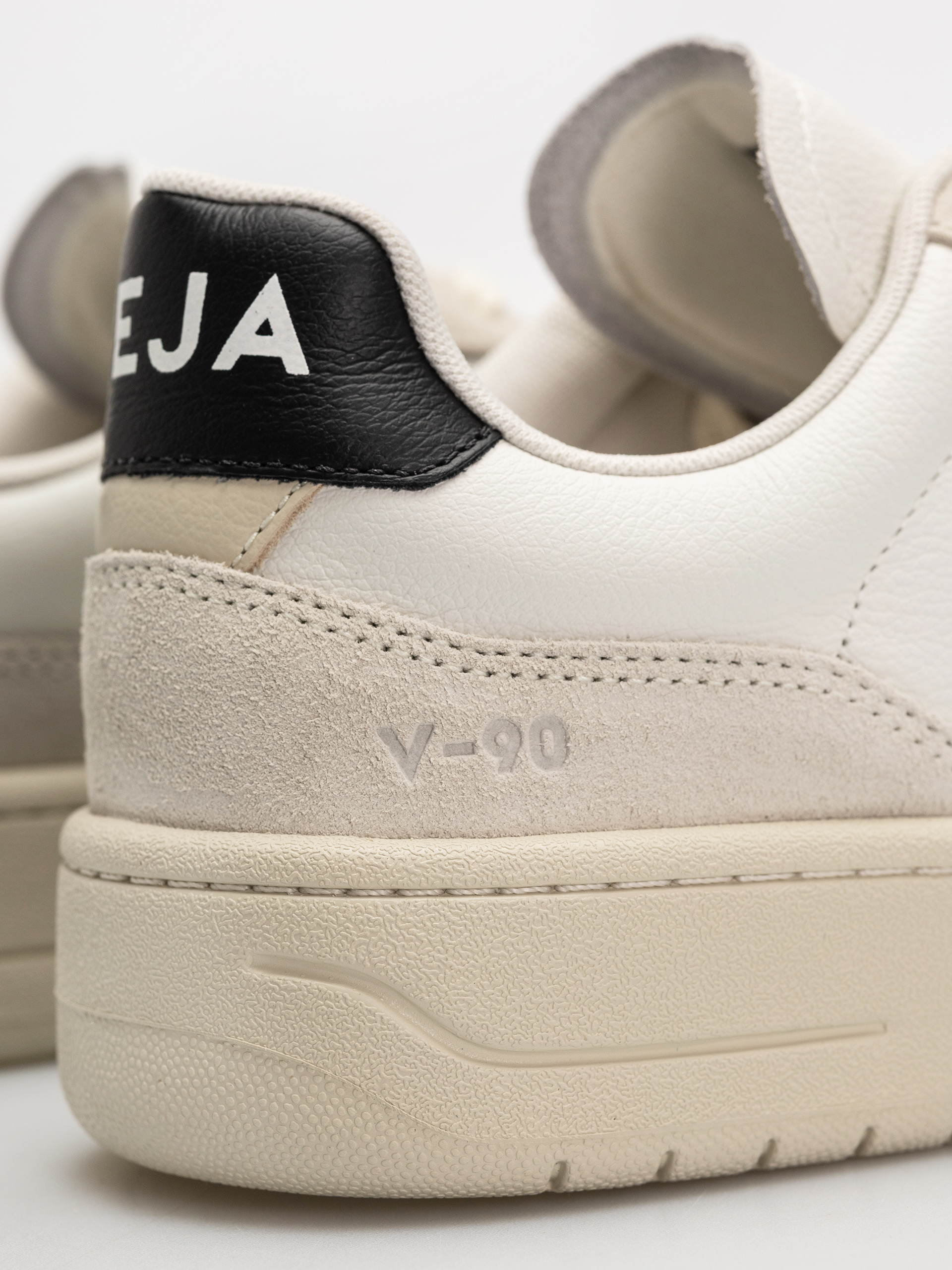 Взуття Veja V 90 (white black)