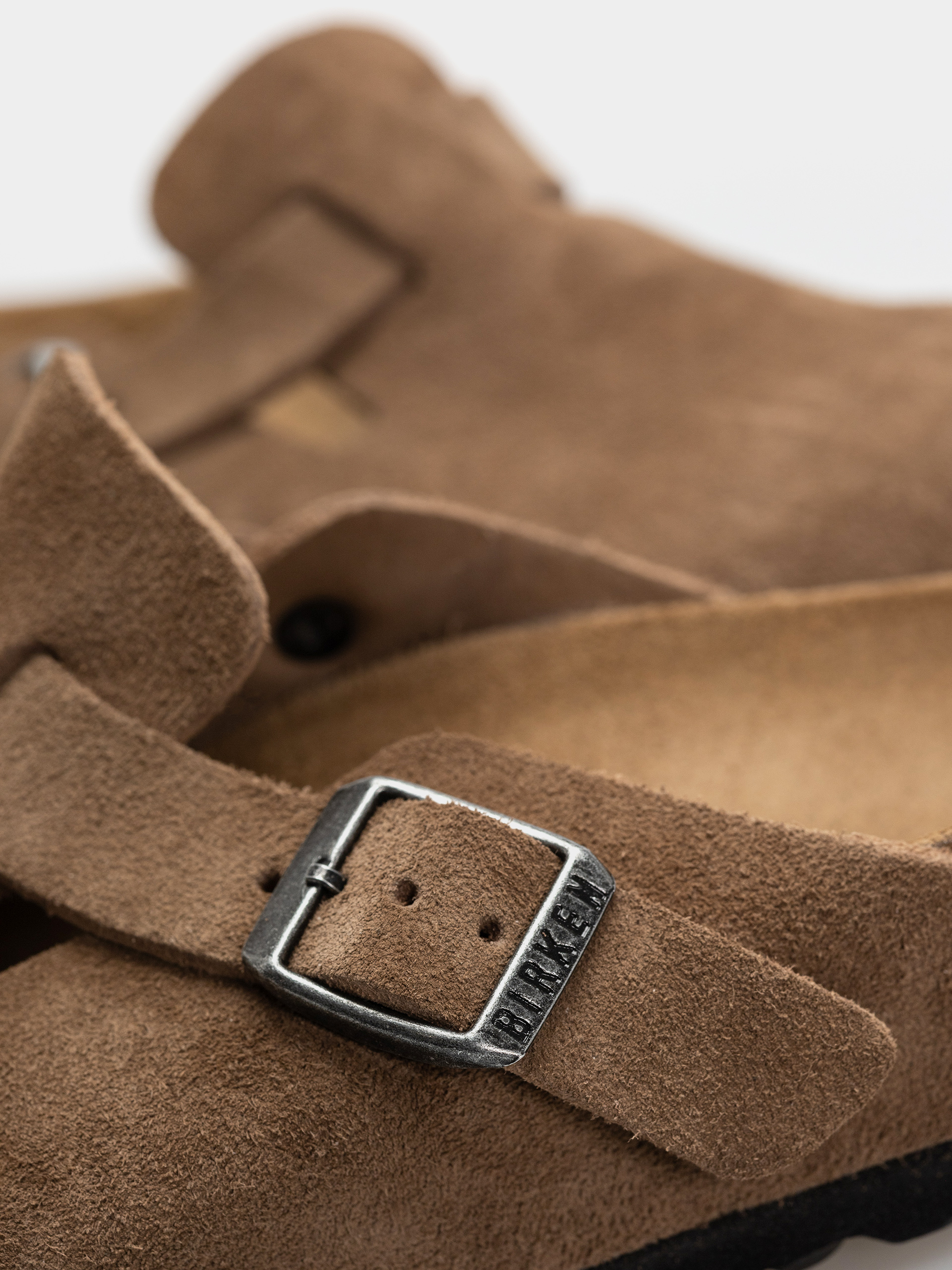 Шльопанці Birkenstock Boston Suede Leather Narrow (dark tea)
