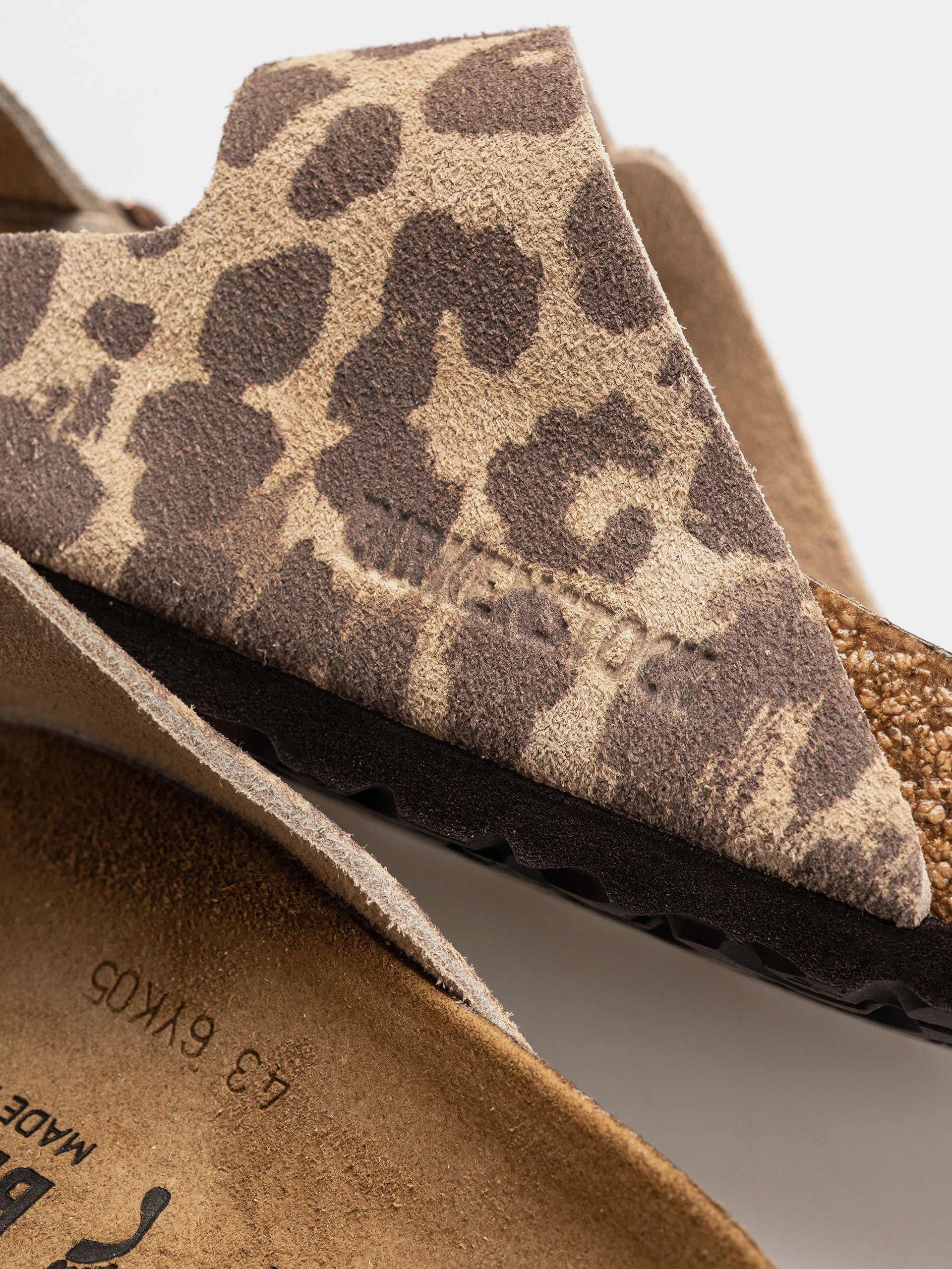 Шльопанці Birkenstock Arizona Suede Leather Narrow (leo sandcastle)