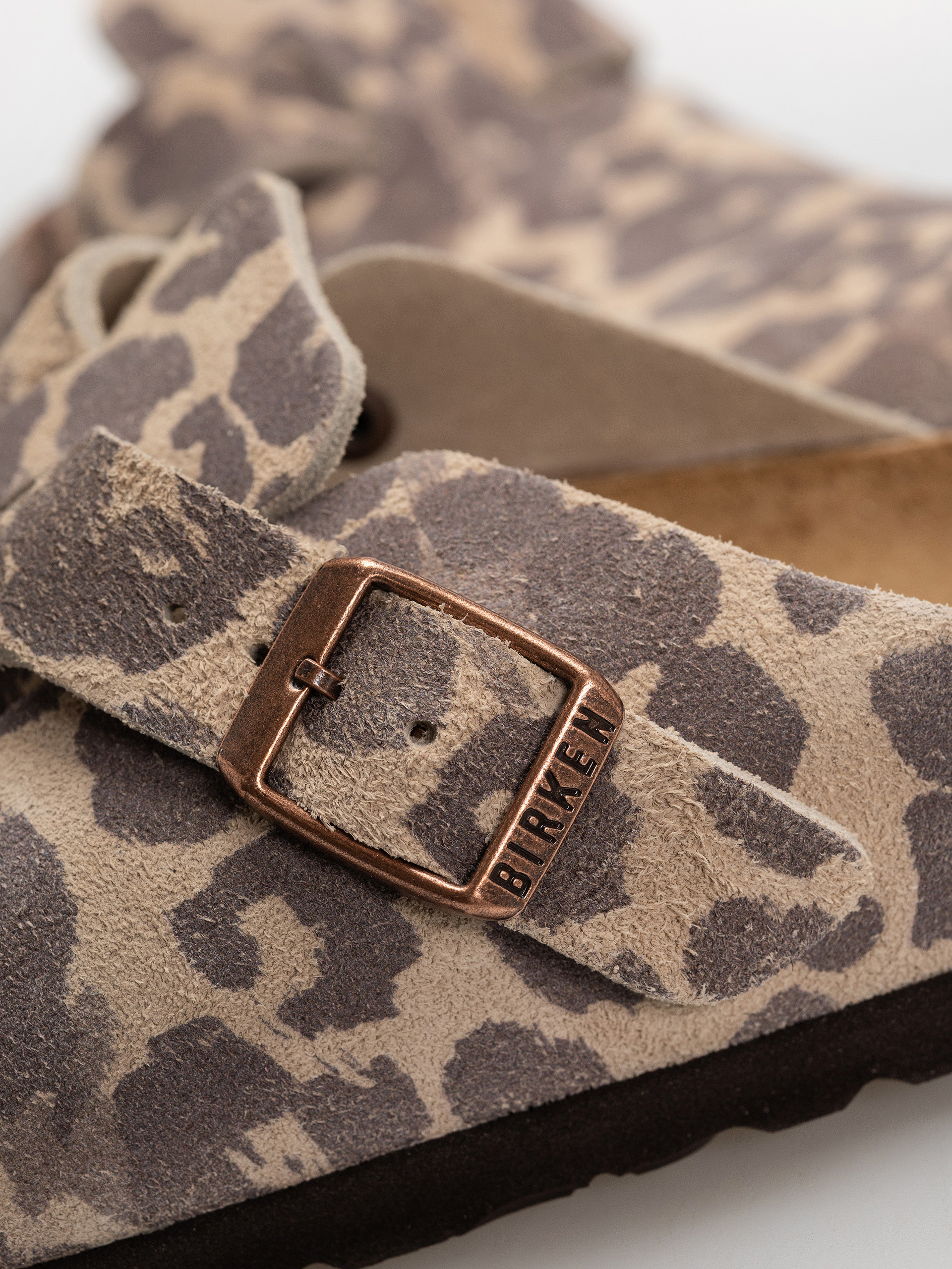 Шльопанці Birkenstock Boston Suede Leather Narrow (leo sandcastle)
