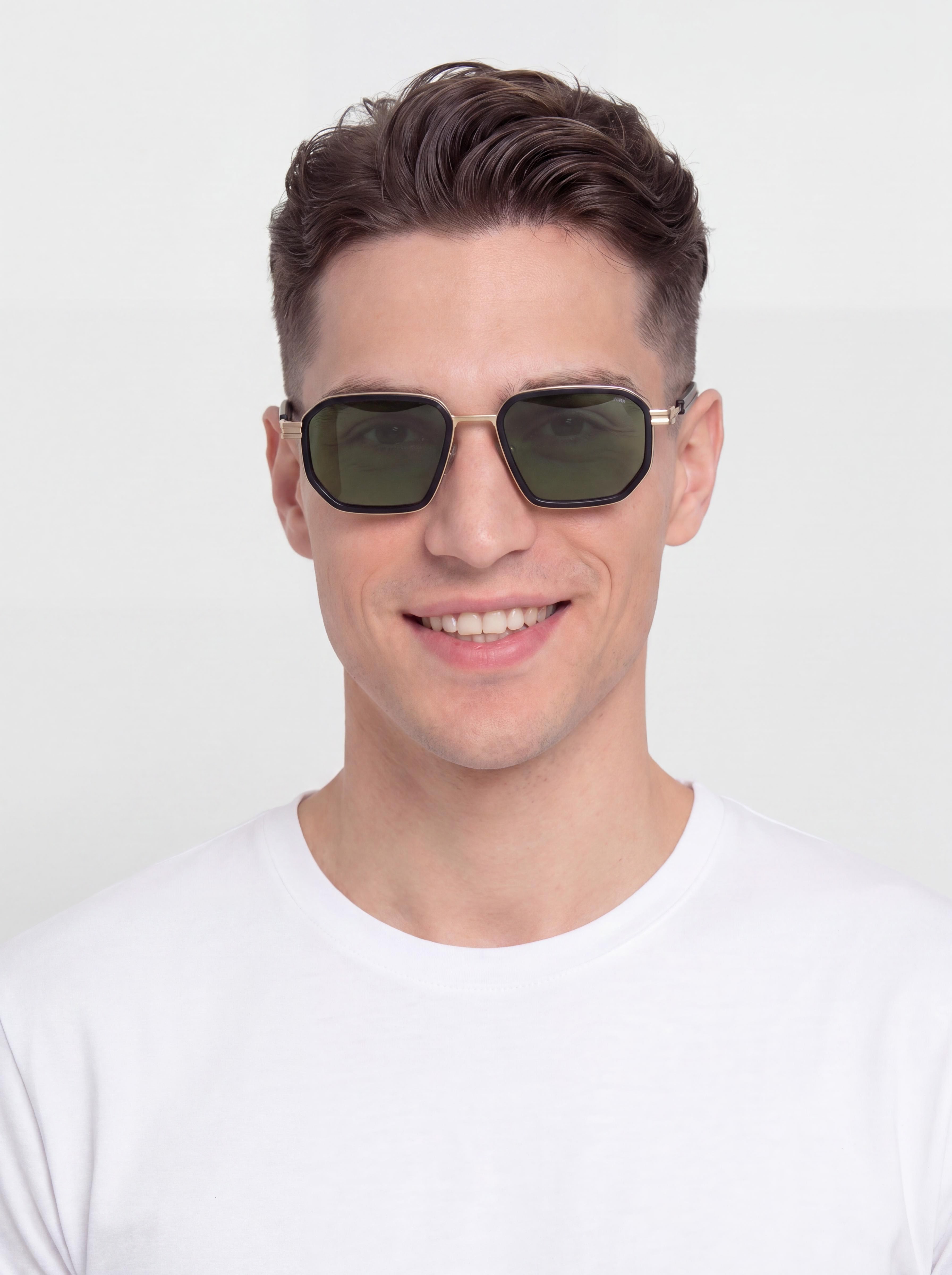 Сонцезахисні окуляри Komono Harvey (white gold black)