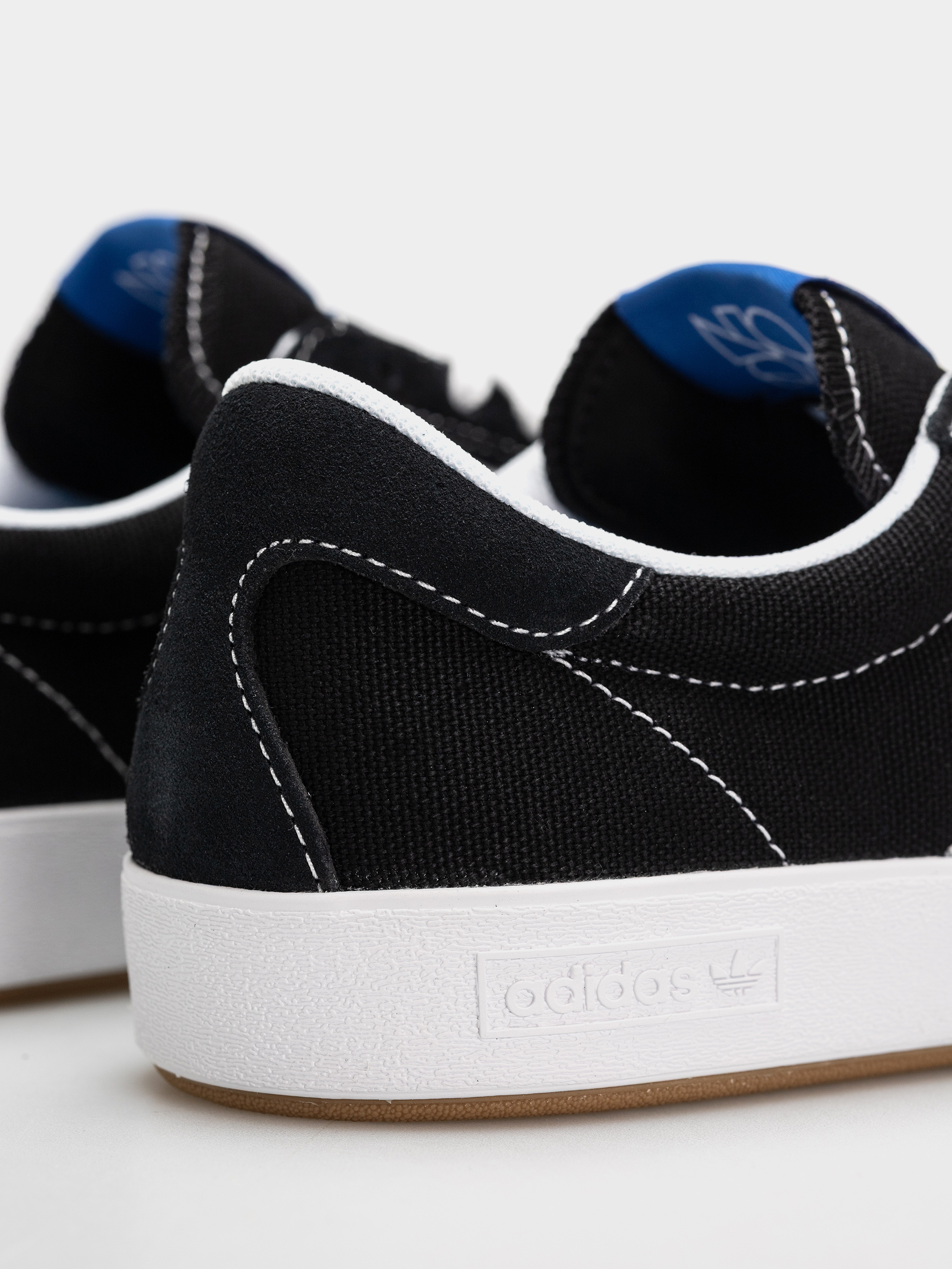 Взуття adidas Nora (cblack/ftwwht/blubir)