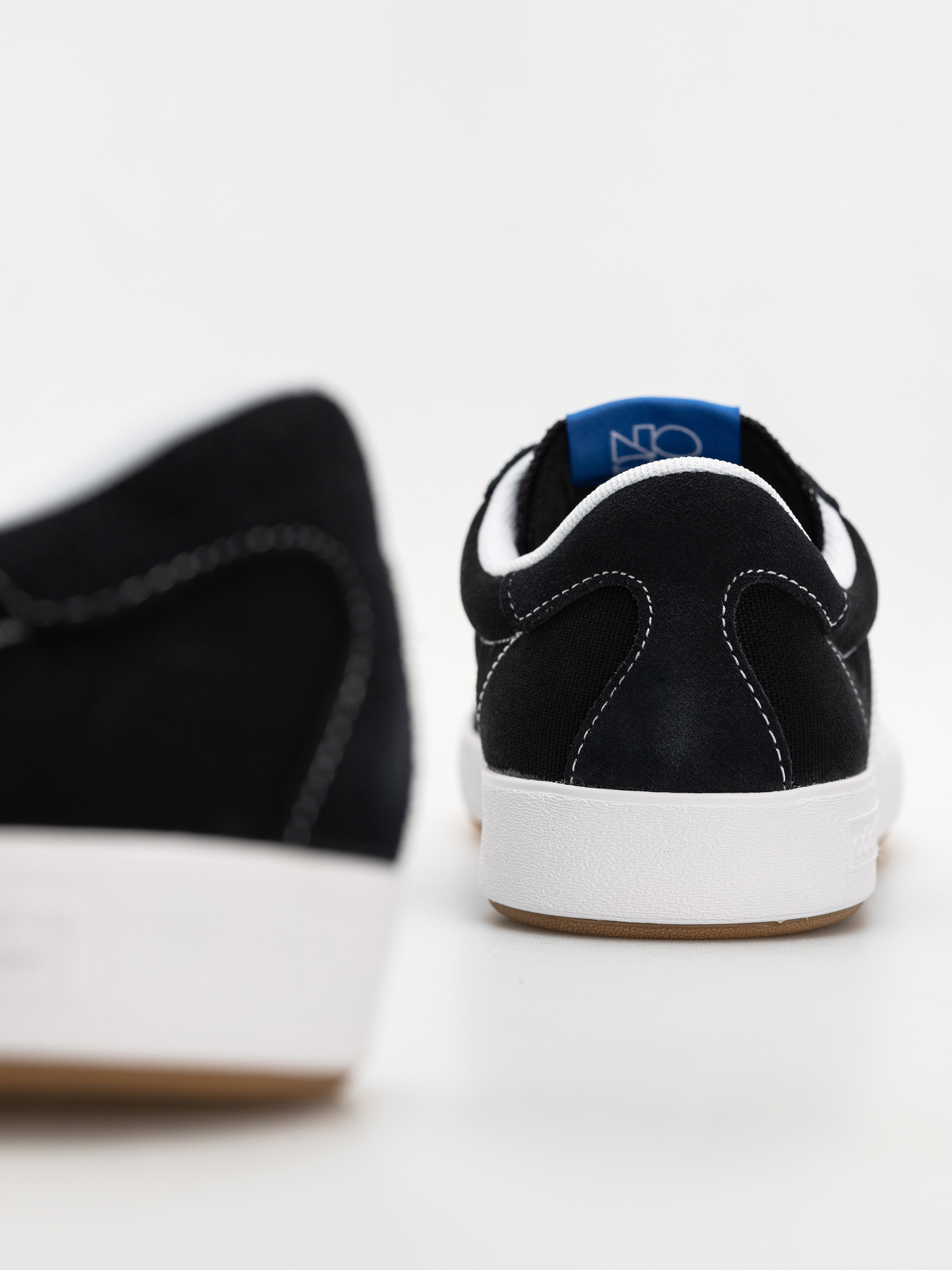 Взуття adidas Nora (cblack/ftwwht/blubir)