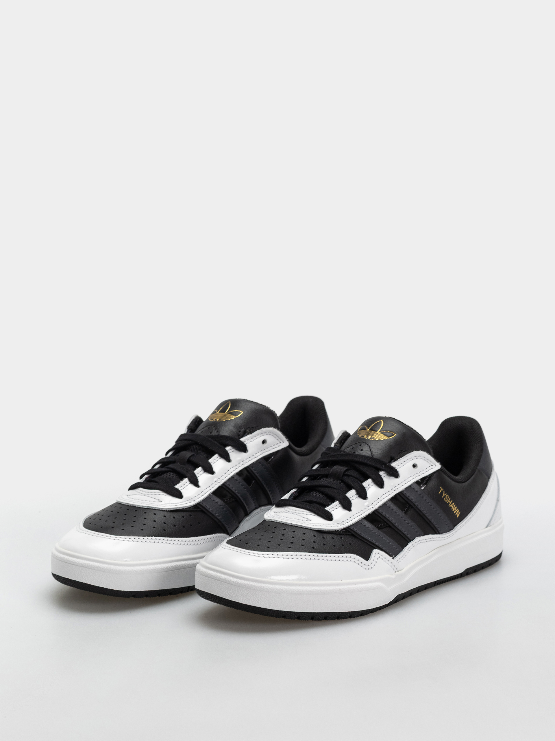 Взуття adidas Tyshawn II (cblack/carbon/ftwwht)